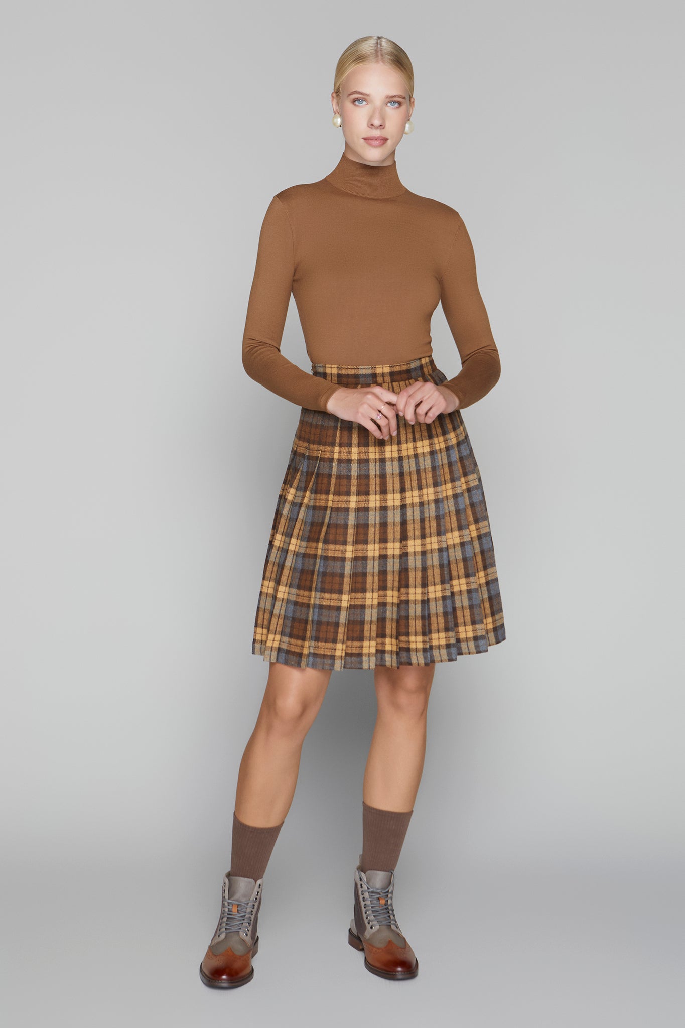 Briar Pleated Skirt in Cocoa / Cinnamon Plaid