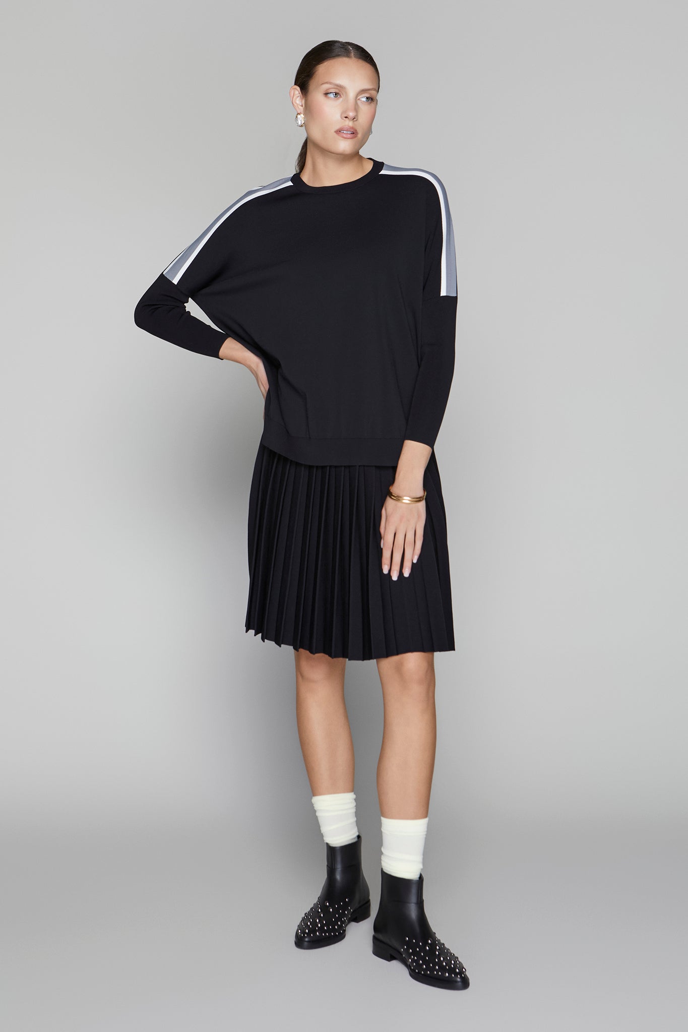 Montia Top in Black Gray Stripe