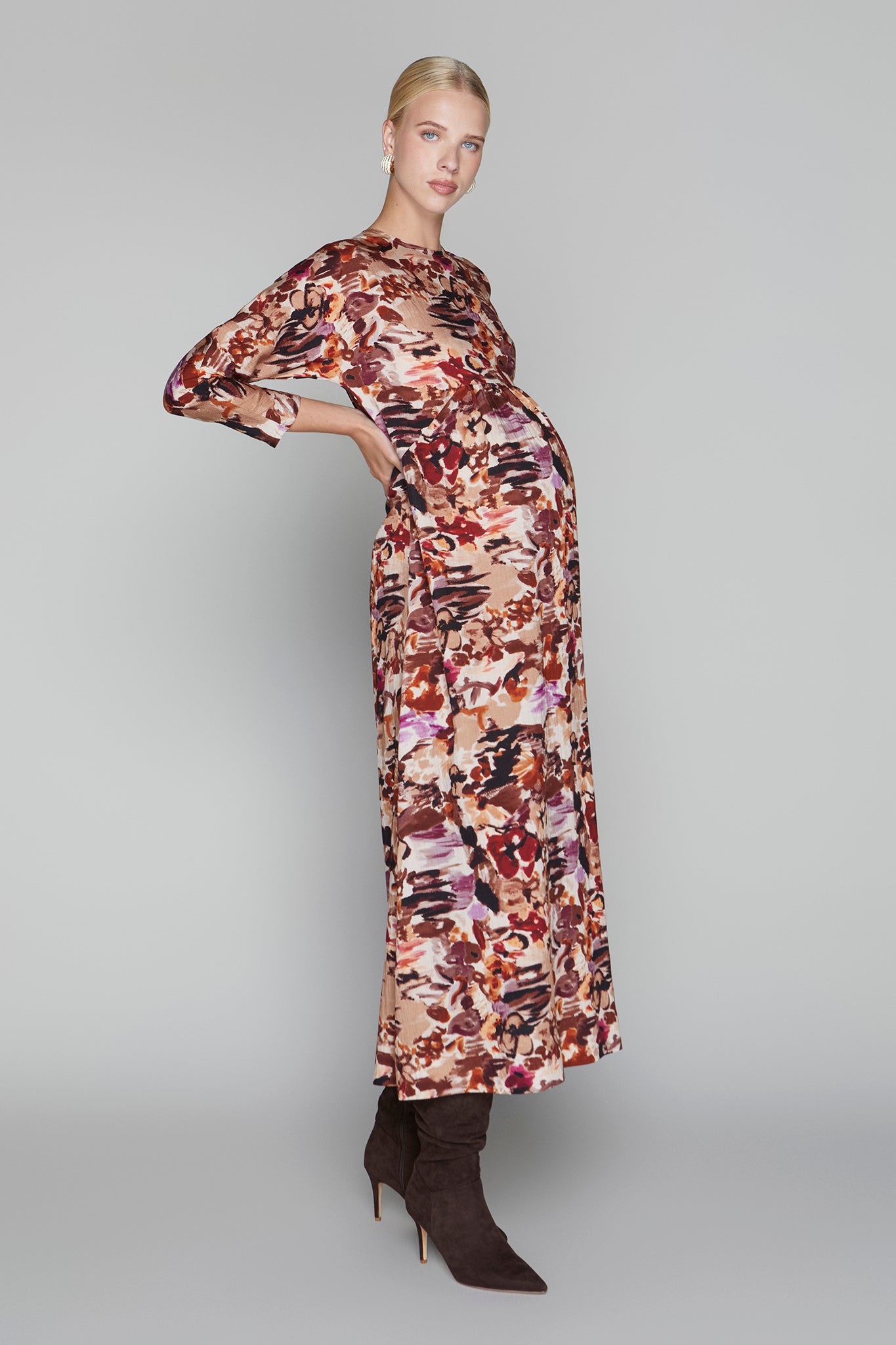Winslet Maternity Dress in Mauve Abstract