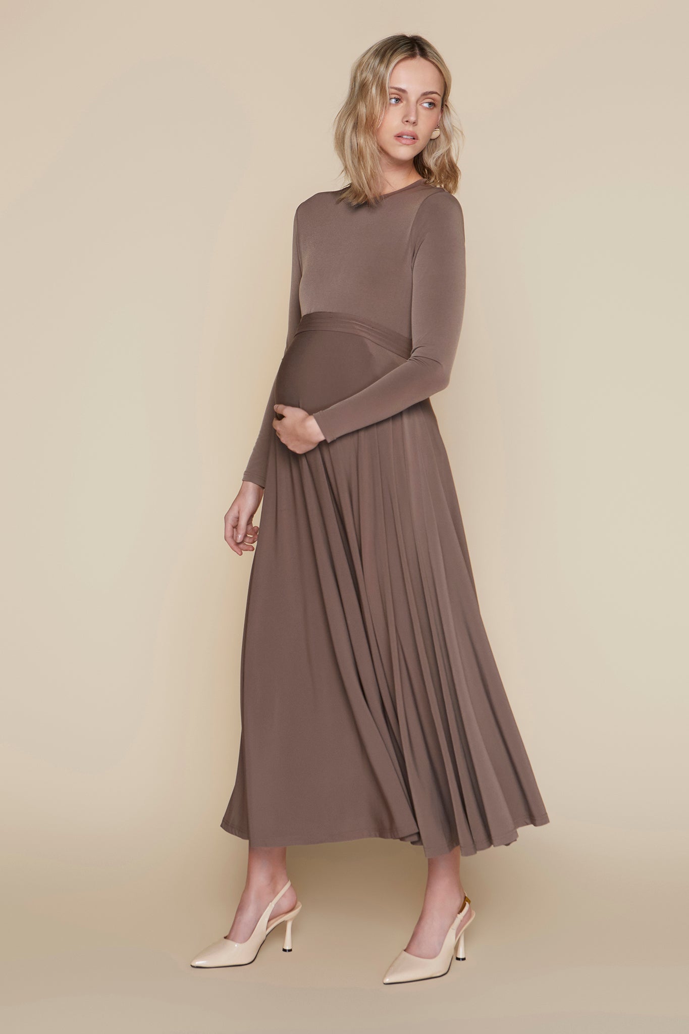 Samoa Maternity Dress in Mushroom Taupe Mushroom Taupe / XL Samoa Maternity Dress in Mushroom Taupe Mushroom Taupe / XL