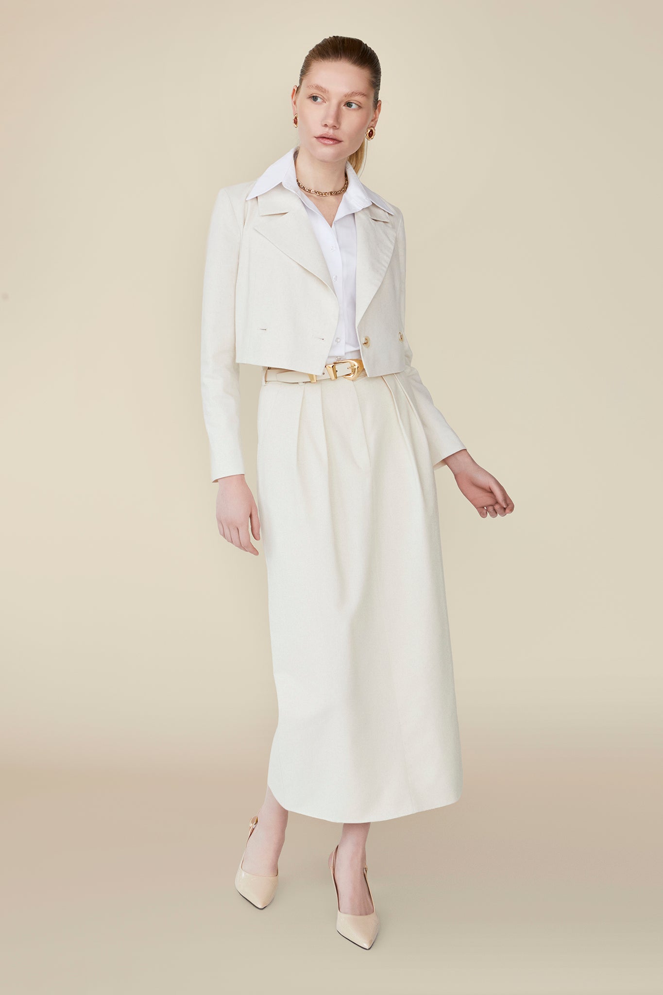 Auberge Blazer in Natural Linen