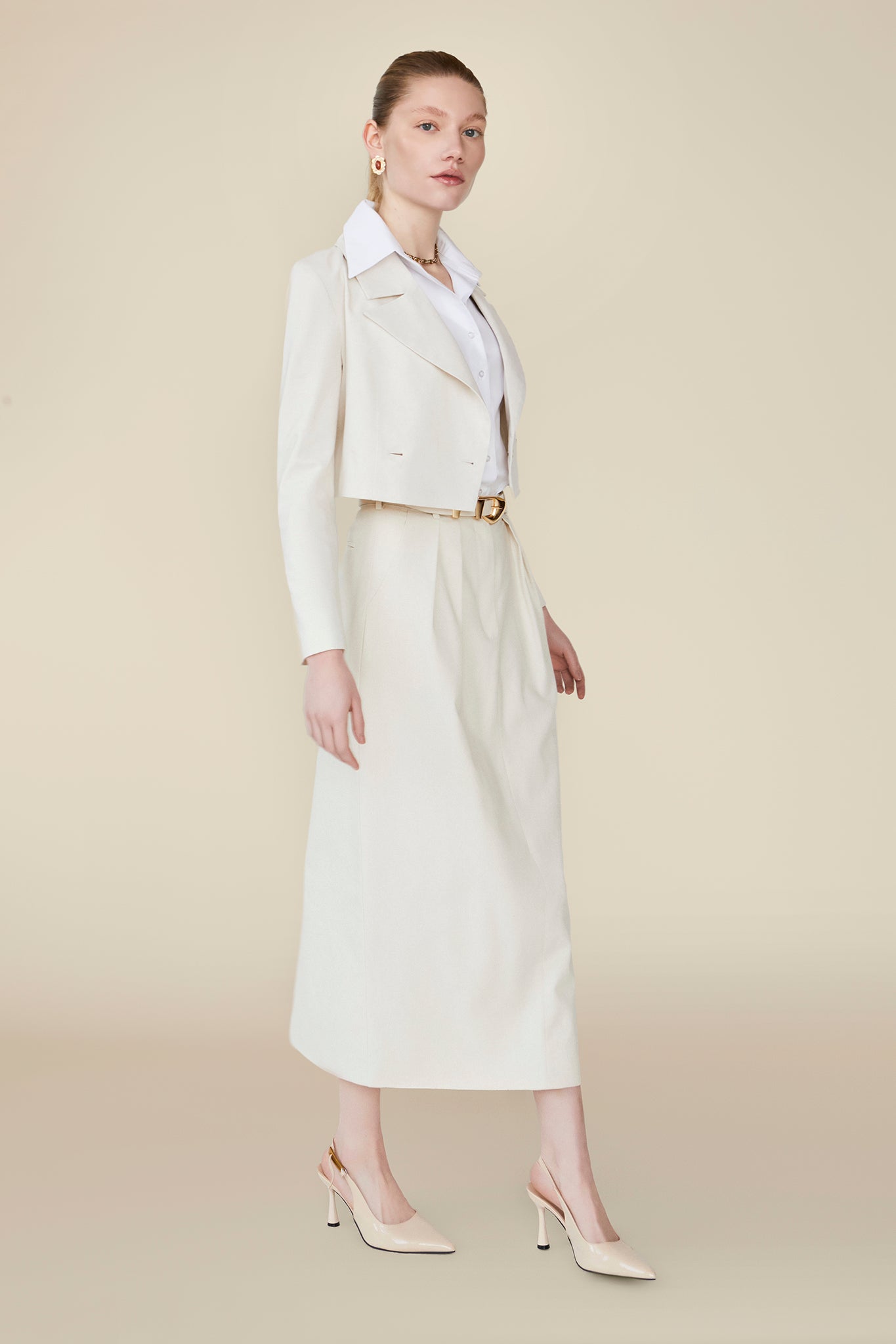 Auberge Blazer in Natural Linen