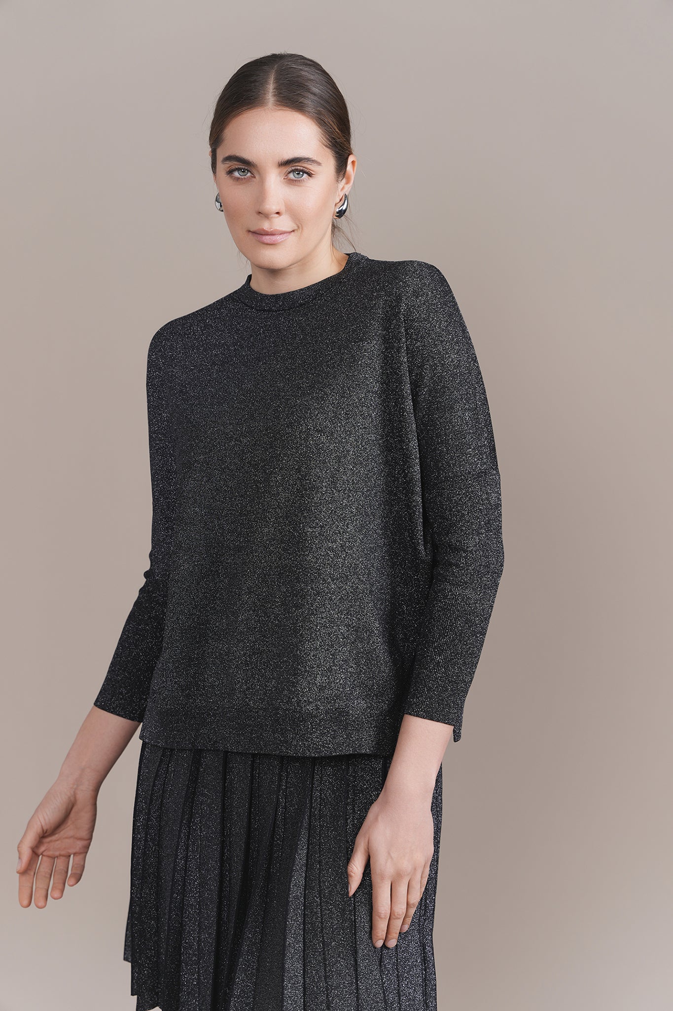 Montia Top in Black