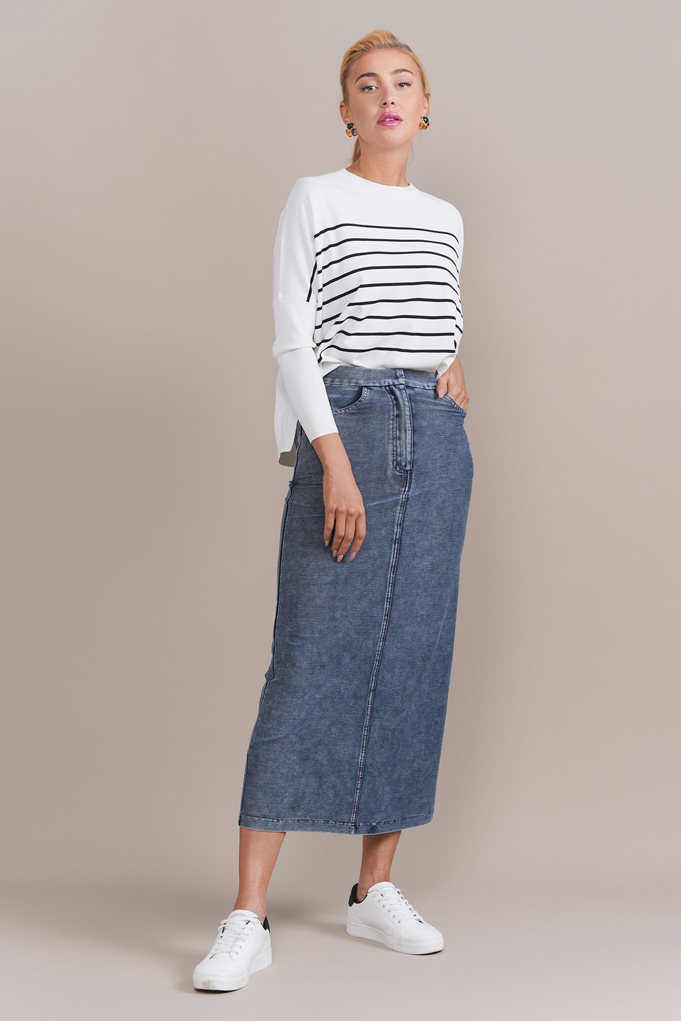 Montia Top in White/Black Stripe
