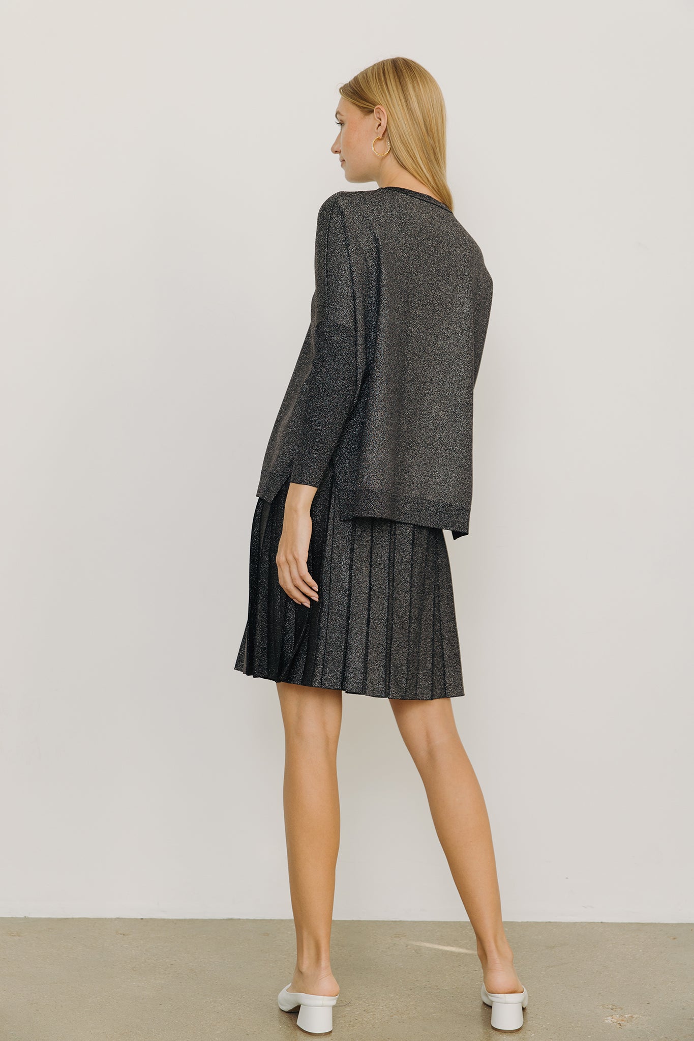 Montia Top in Black
