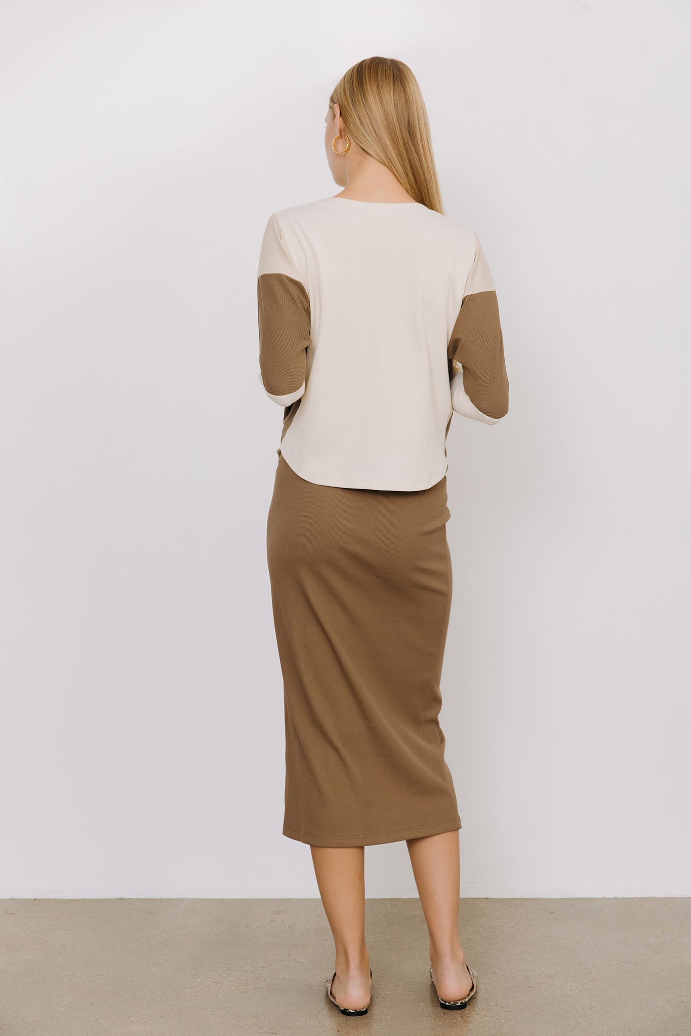 Sapphire Maternity Skirt in Mocha