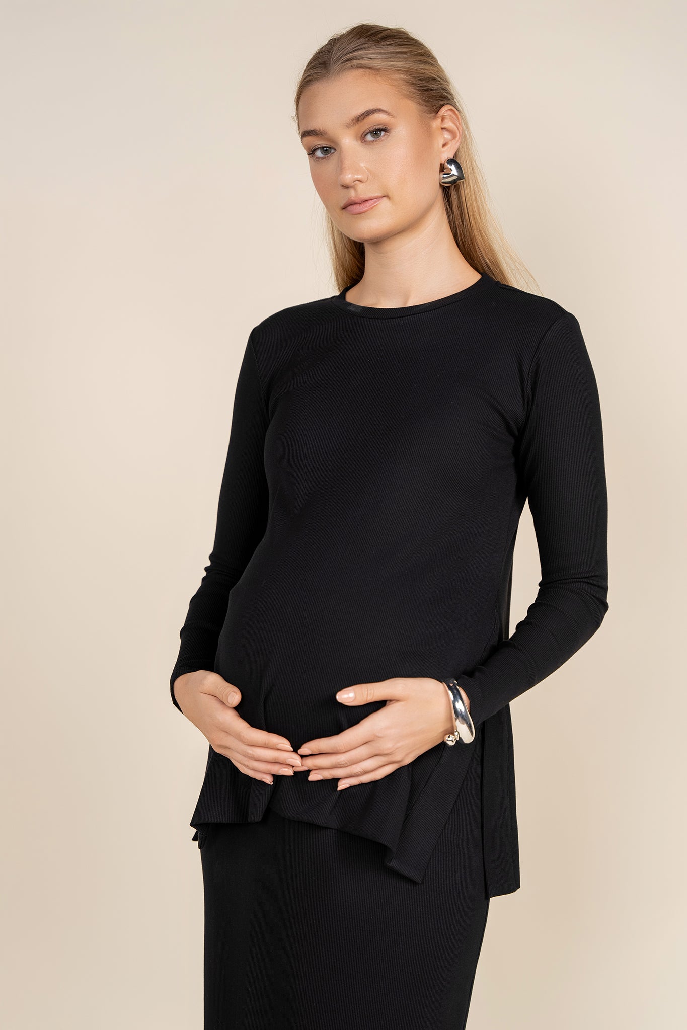 Ventt Maternity Top in Black from Apparalel - Black / Long Sleeve / S