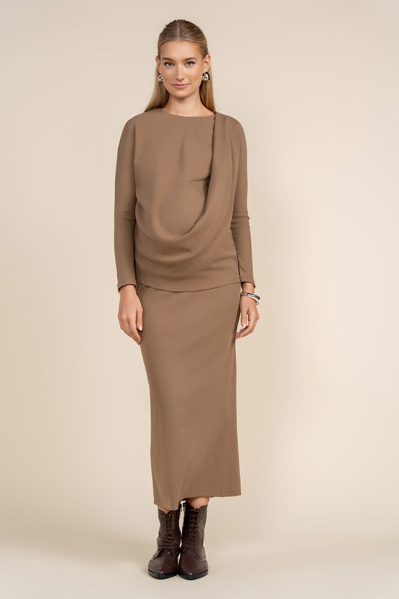 Wynd Maternity Top in Mocha