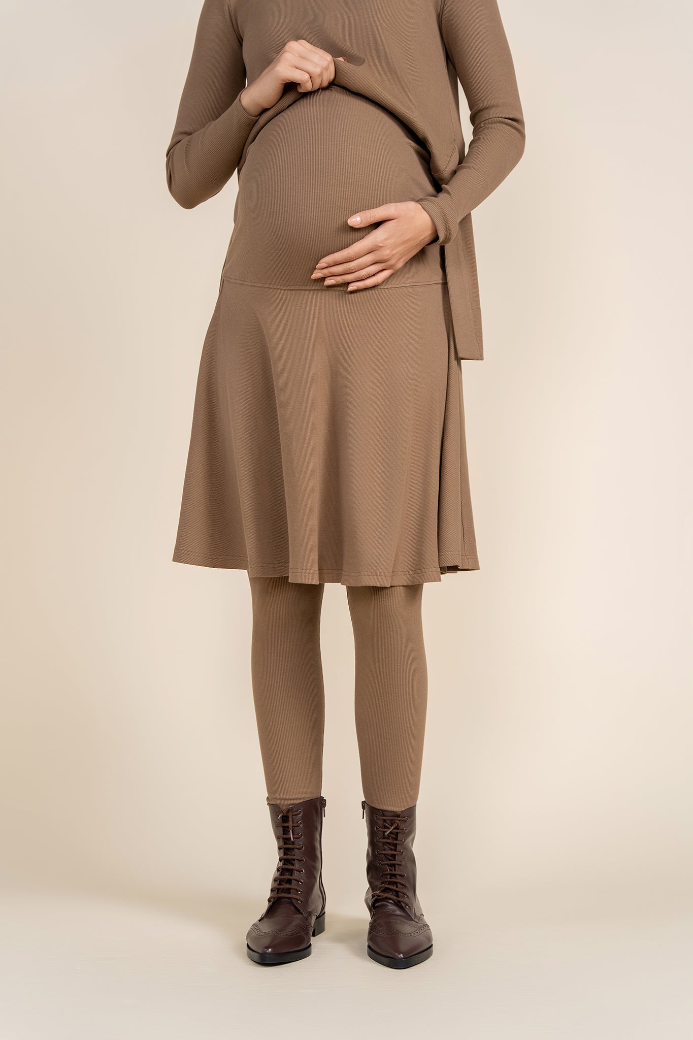 Maternity Skeggings™ in Mocha