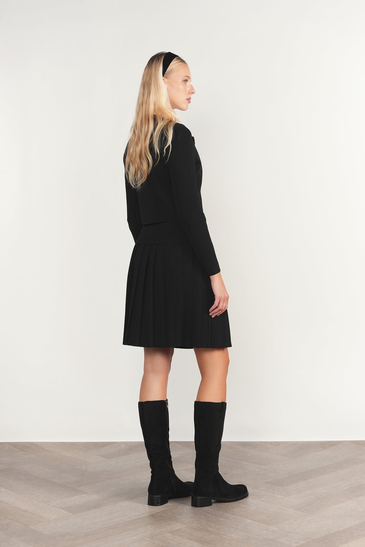 Allier Blazer in Black