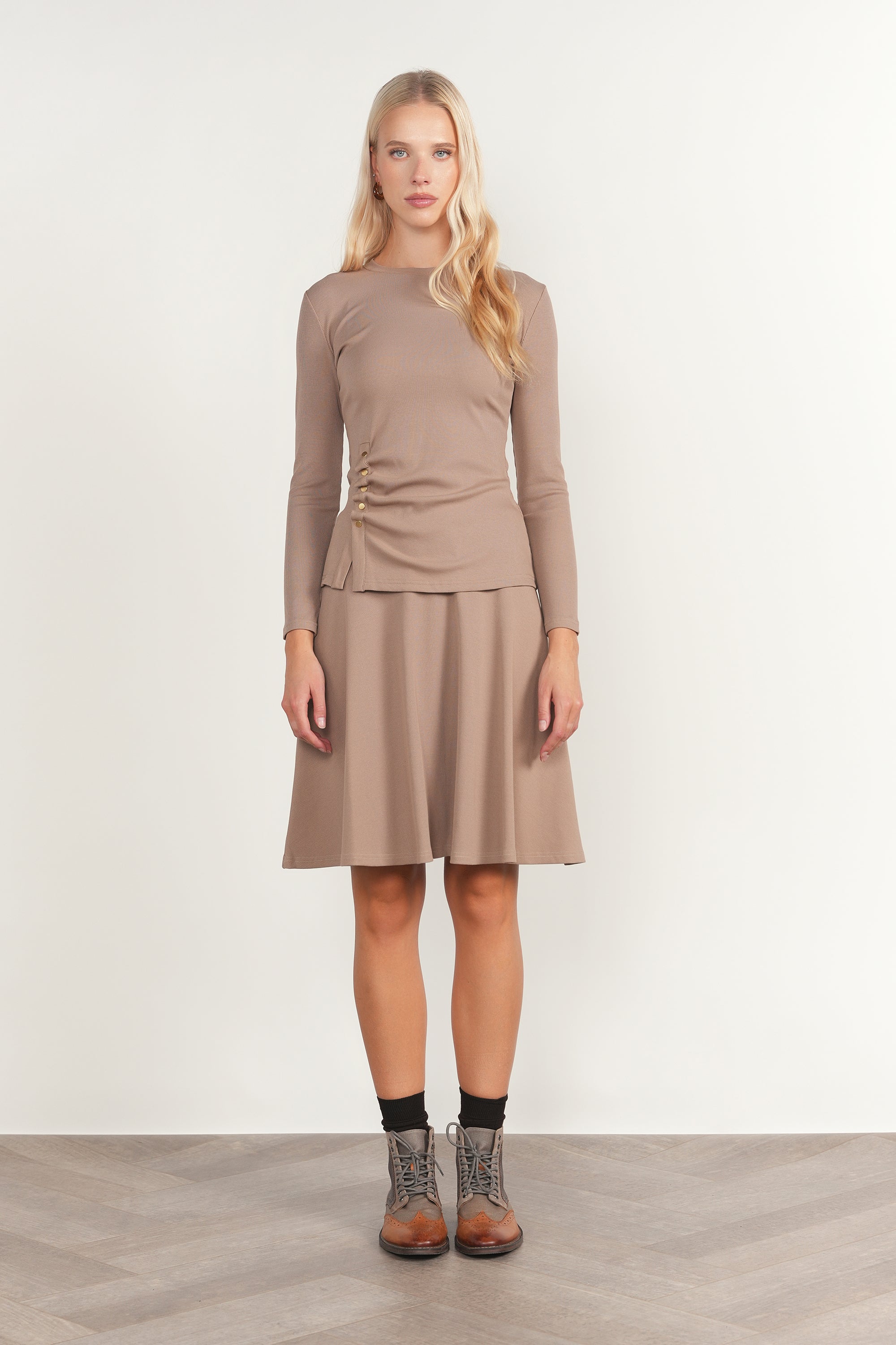 Napo Skirt in Sandstone