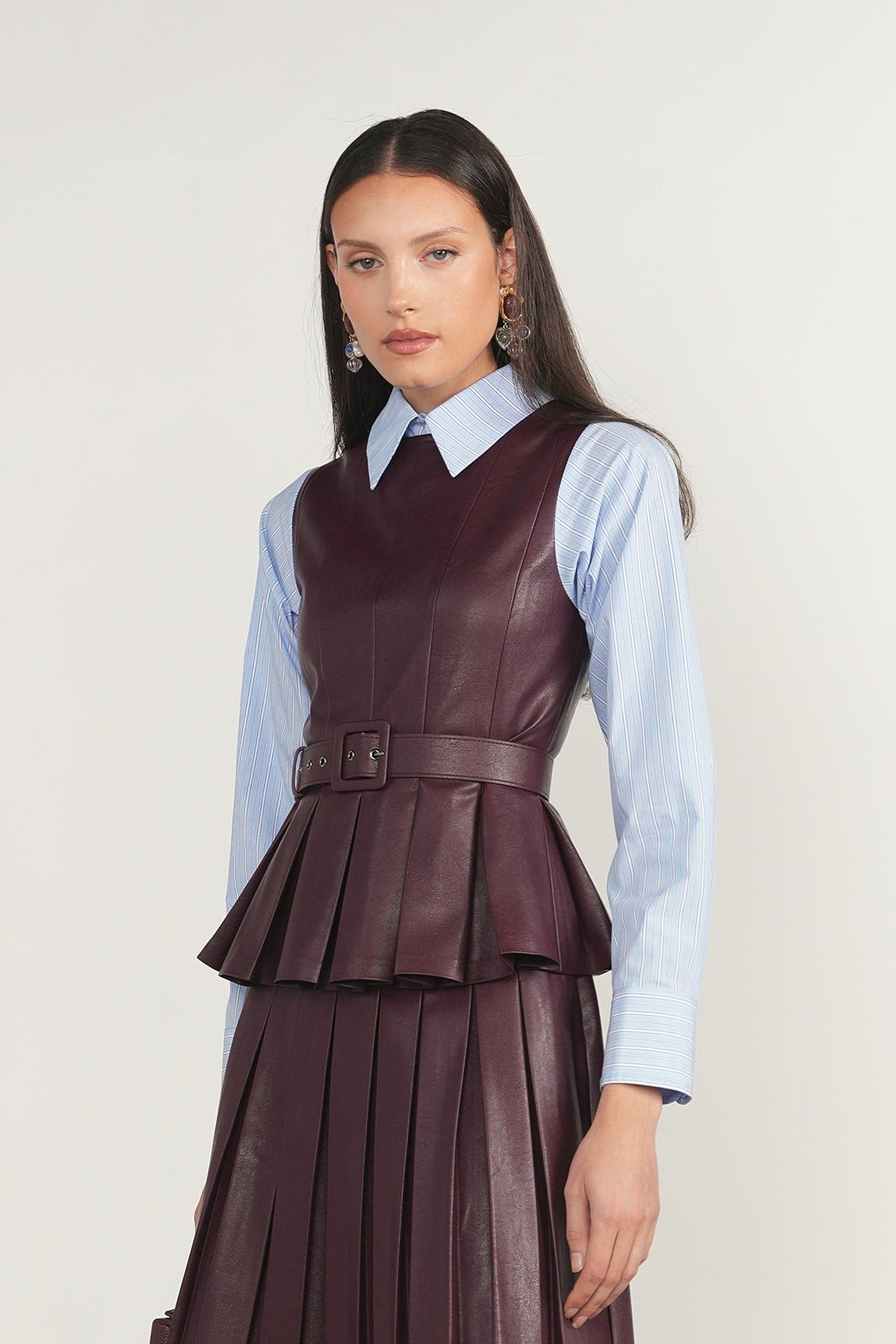 Cam Leather Top in Antique Berry / Blue