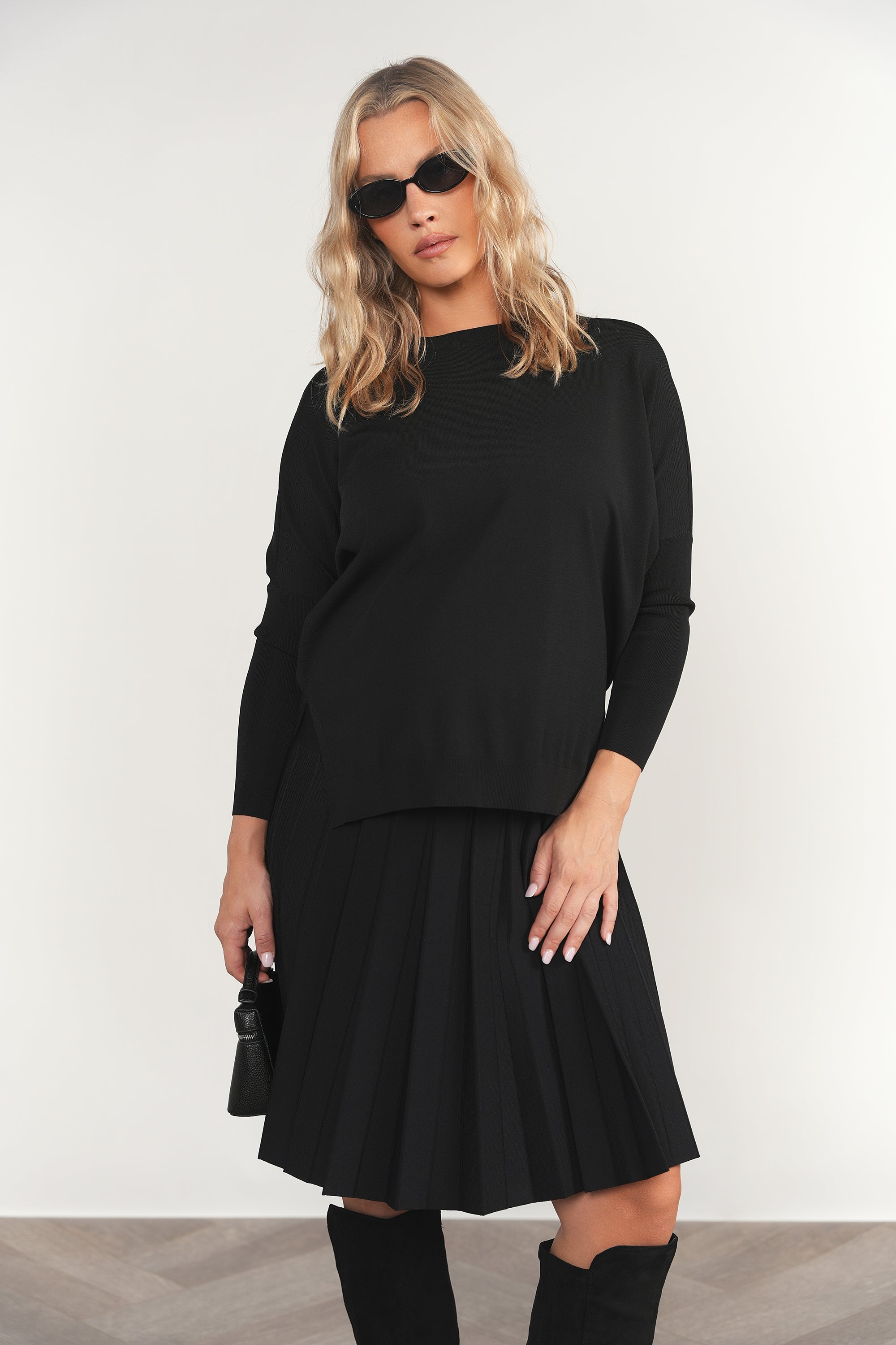 Maternity Infinity Skirt in Black