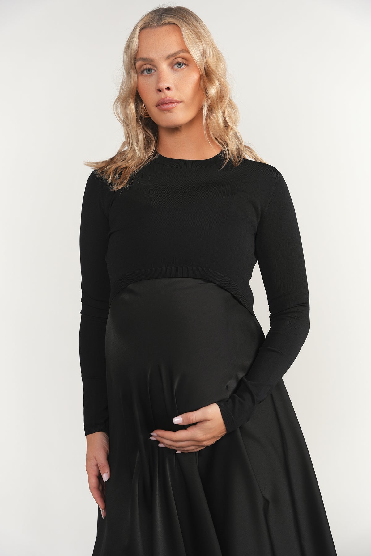 black maternity dress shirt Monroe Top in for Women, Black / S, Luxe Knit, Cropped Length, Long Sleeves Size:Size 14W Oversize style fit:Flare Sherri Hill GLAM Prom