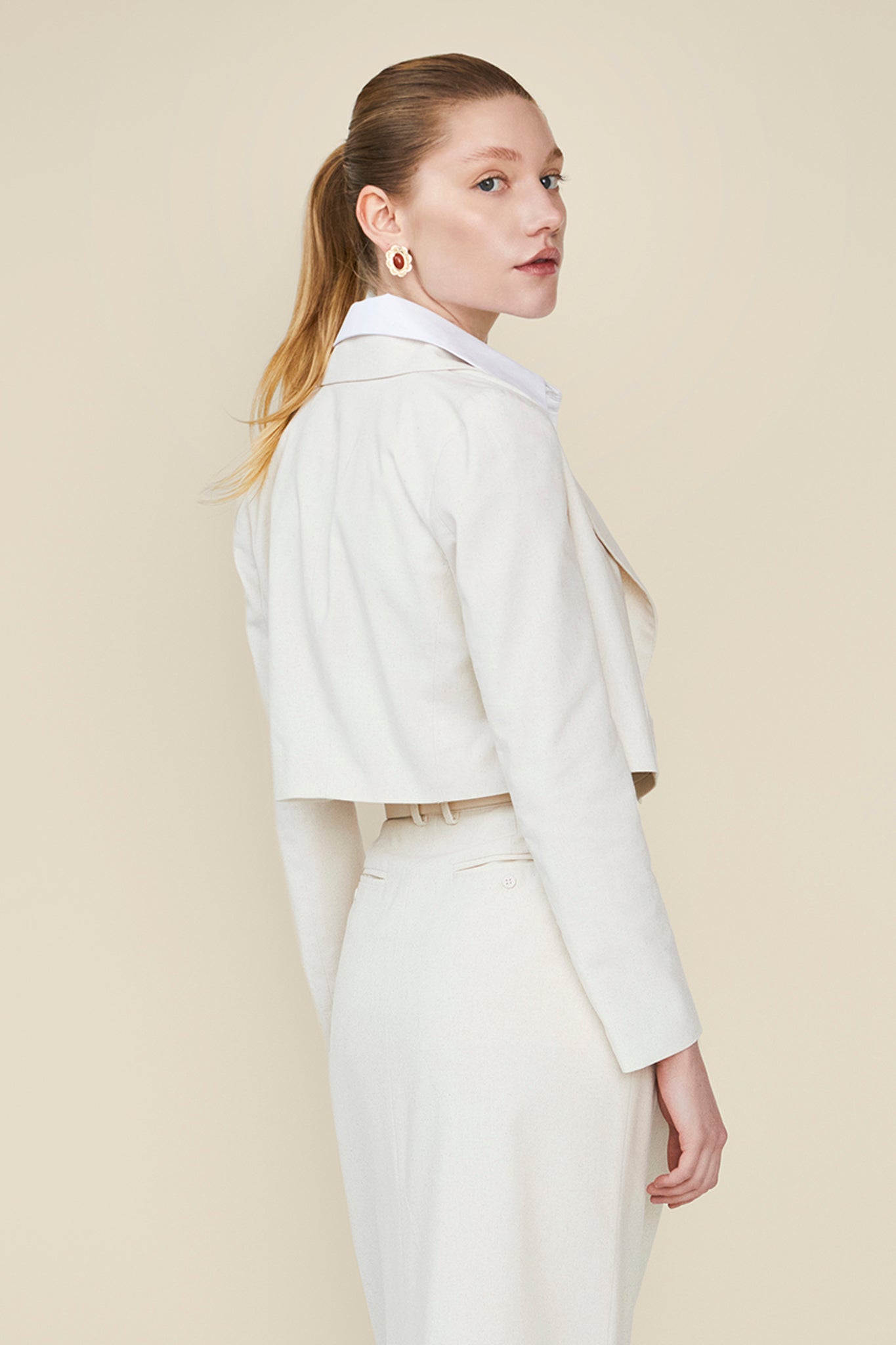 Auberge Blazer in Natural Linen