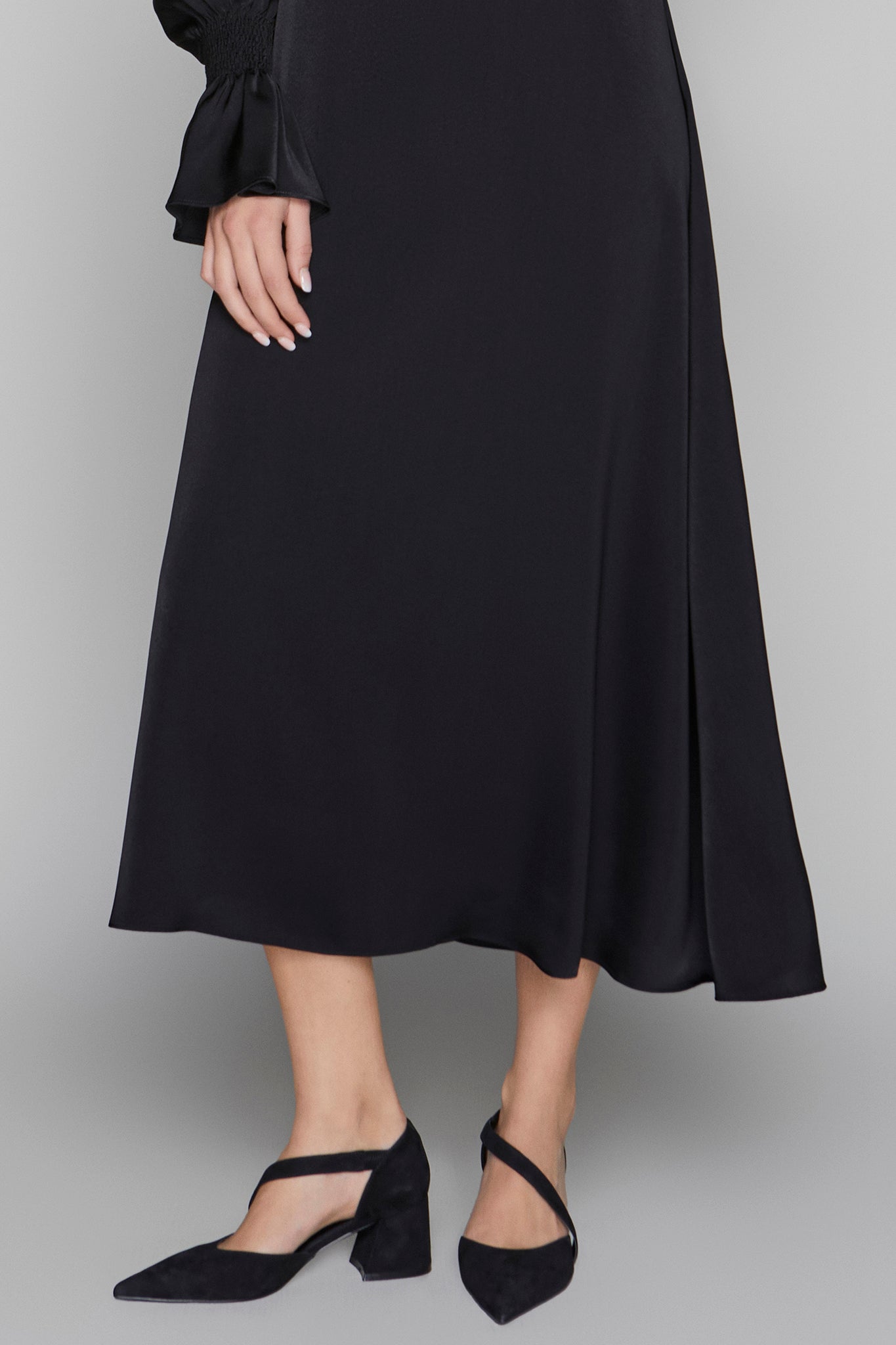 Montclair Heels in Black