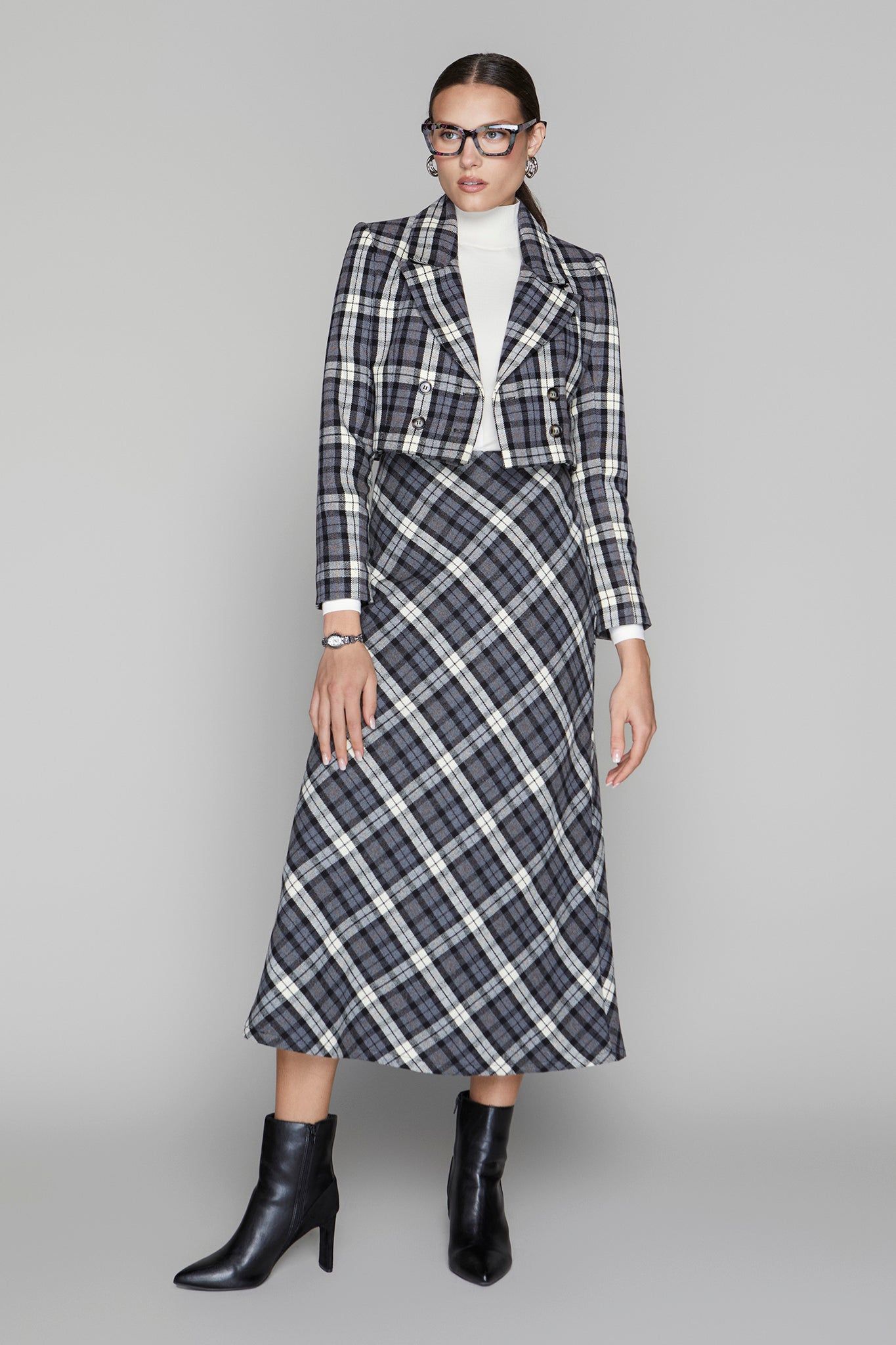 Briar Maxi Skirt in Black / Graphite Plaid