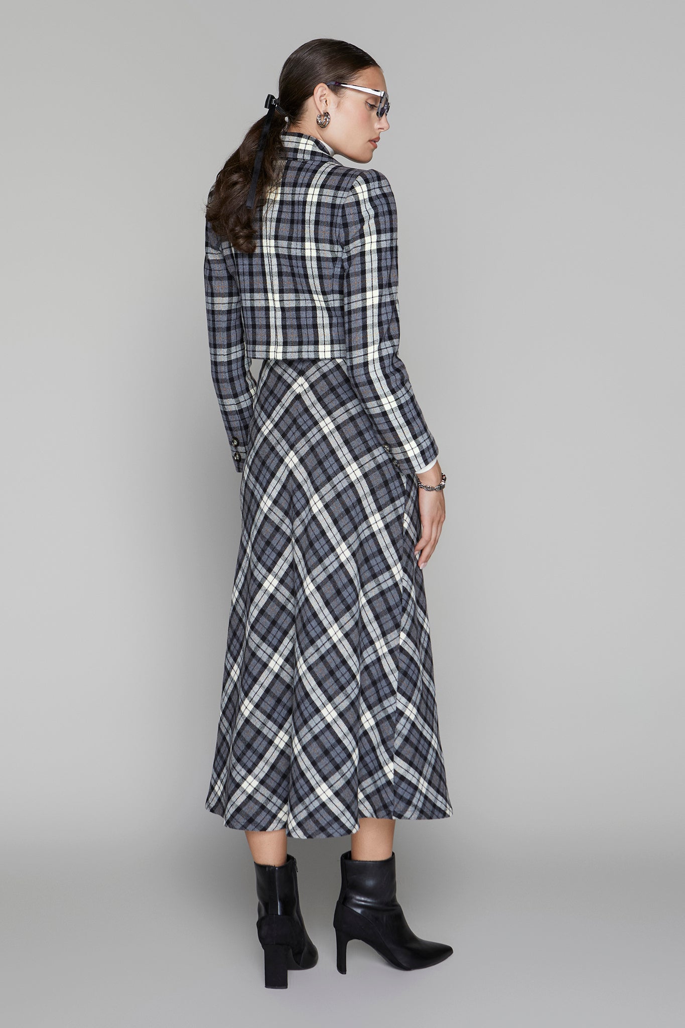 Briar Maxi Skirt in Black / Graphite Plaid