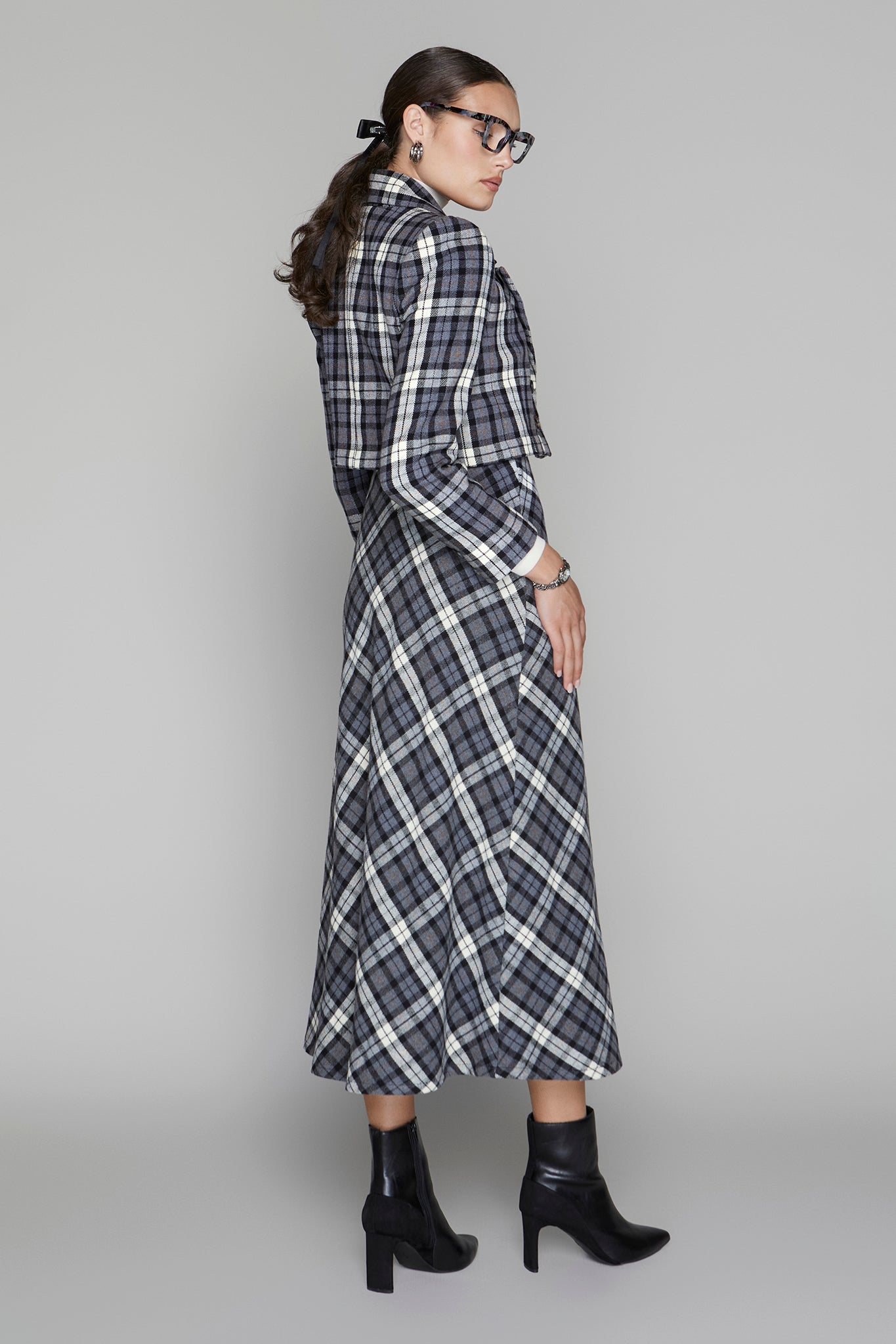 Briar Maxi Skirt in Black / Graphite Plaid