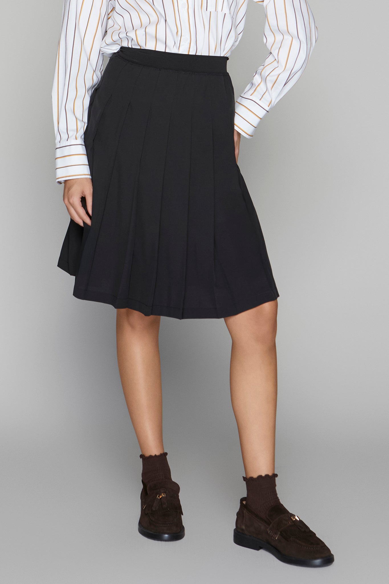 Heila II Skirt in Black