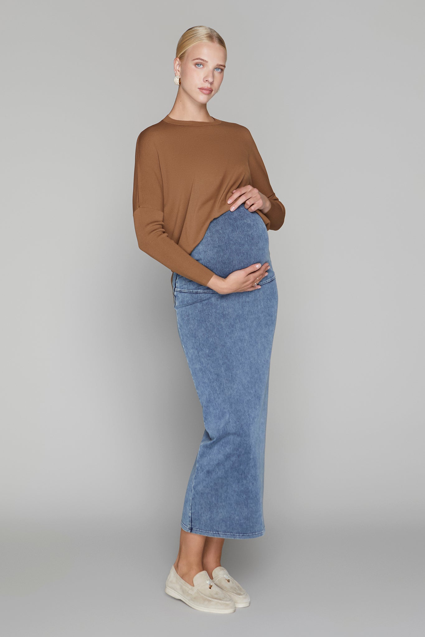Sapphire Maternity Skirt in Dark Wash Denim