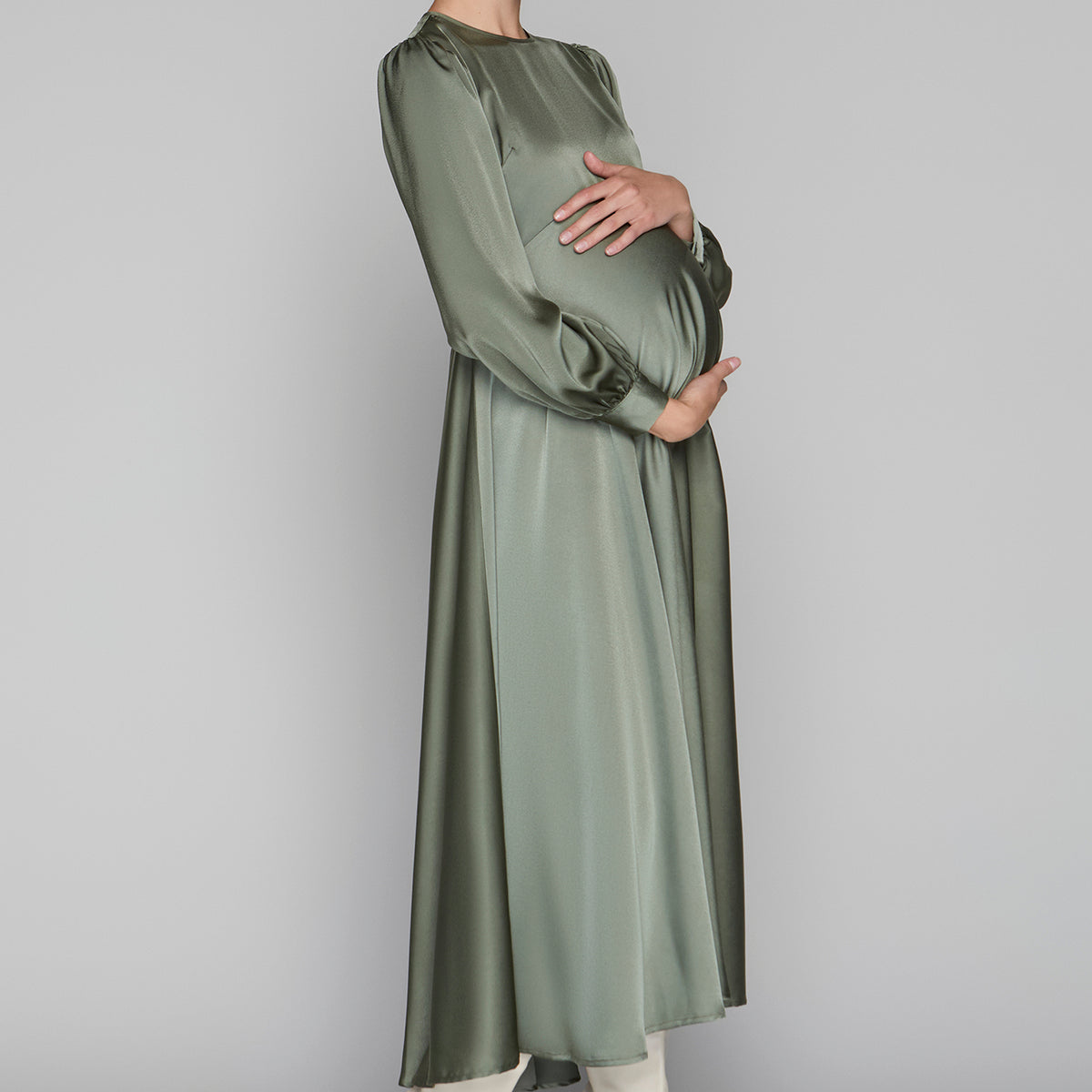 green emerald velvet dress Grace Elegant Maternity Gown main image 1