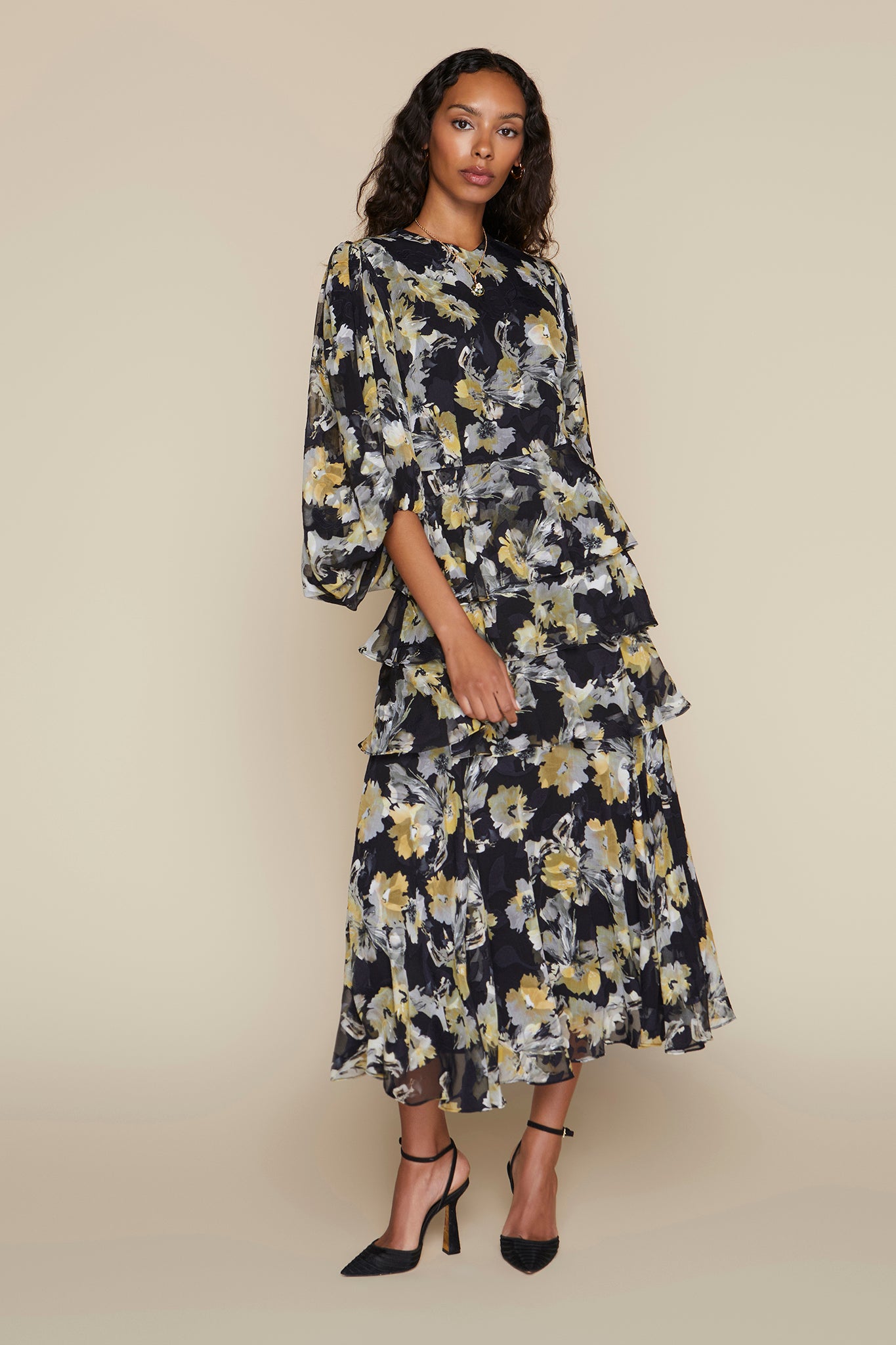 Capri Dress in Noir Bloom