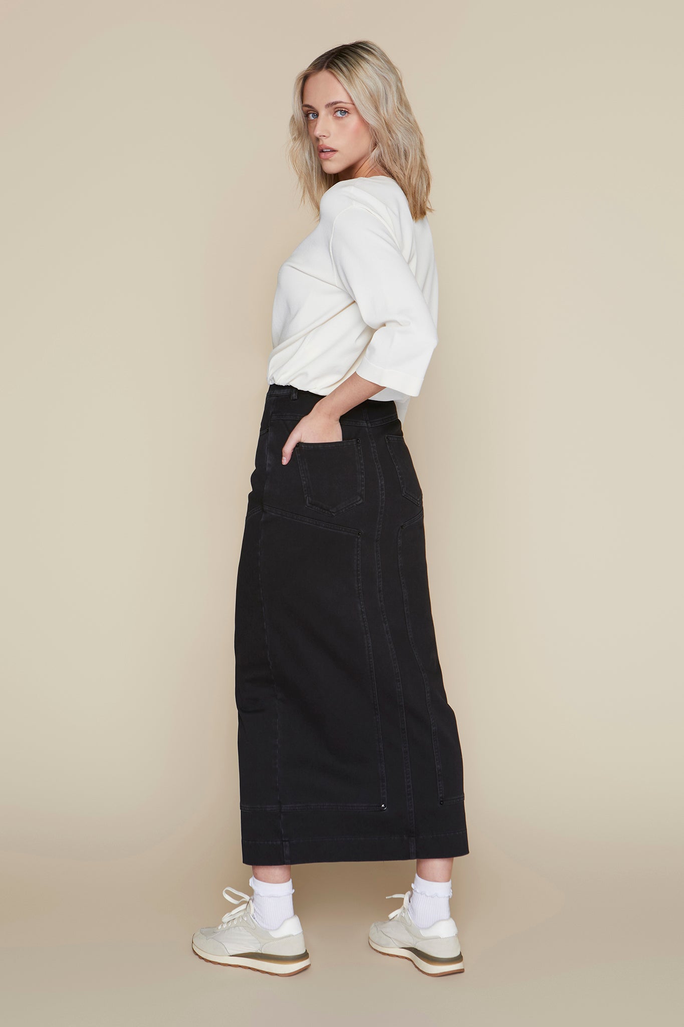 Kama Skirt in Black Denim