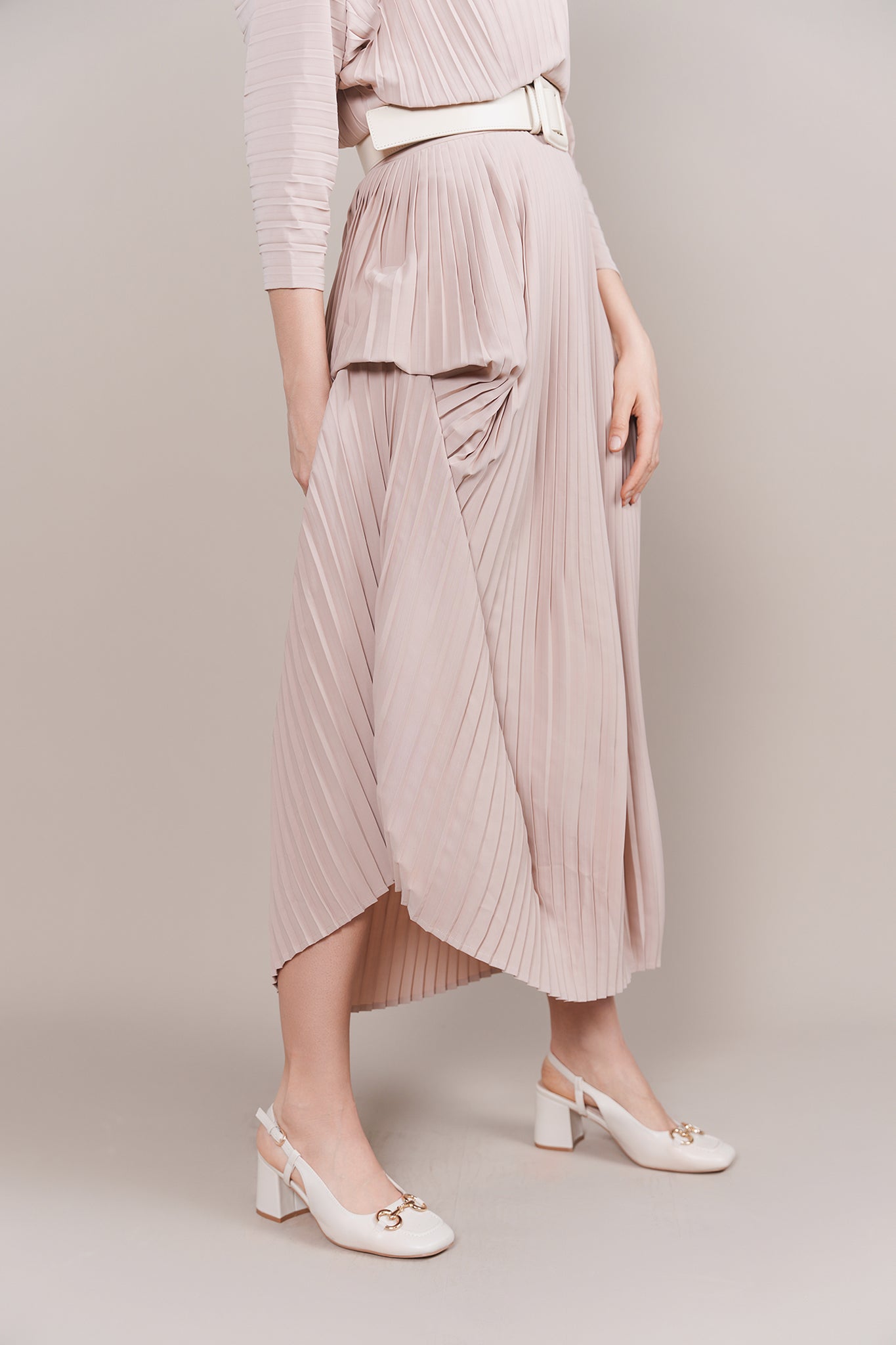 Zarah Dress in Apricot