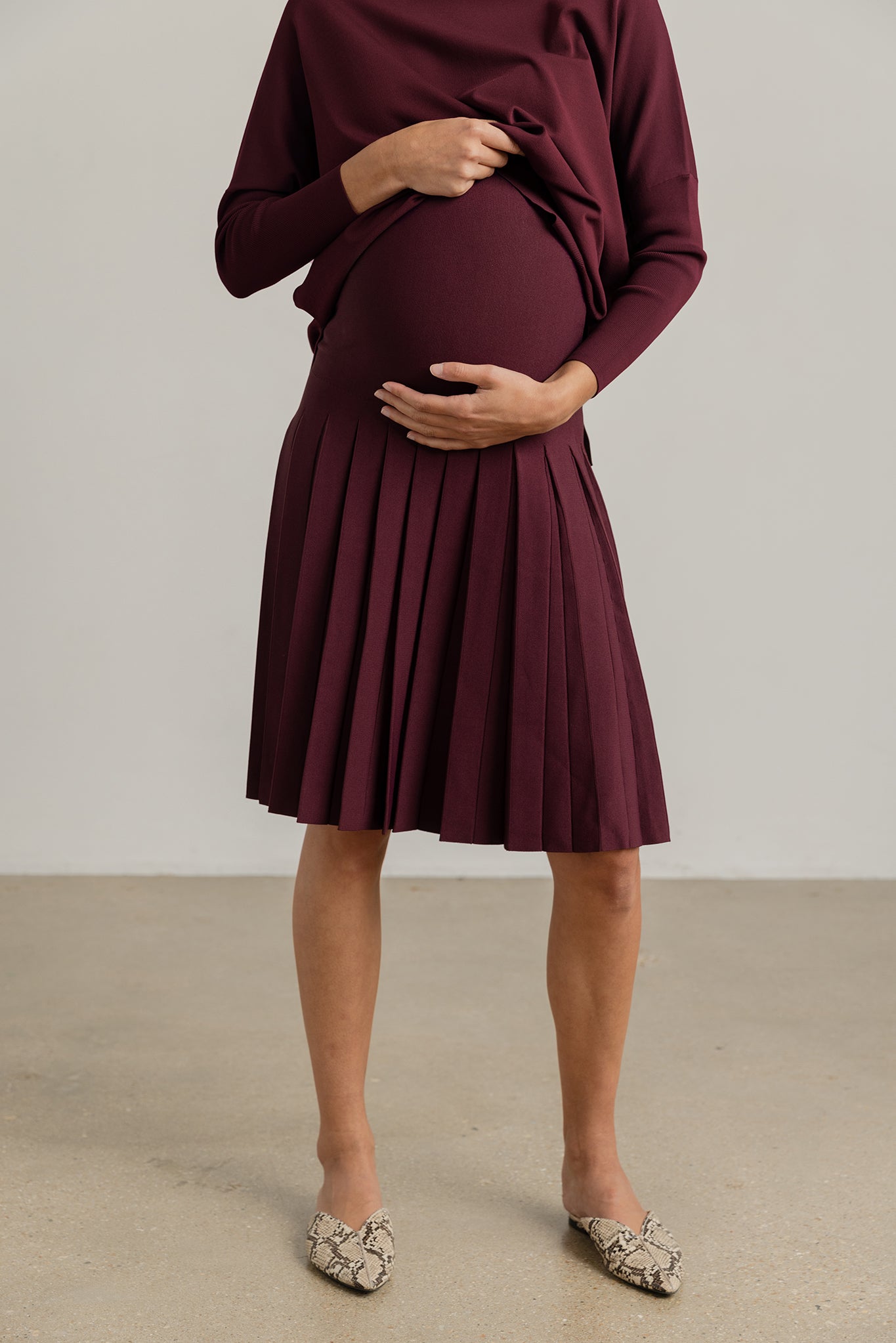 Maternity Infinity Skirt in Sangria