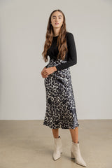 Demera Dress in Leopard Print