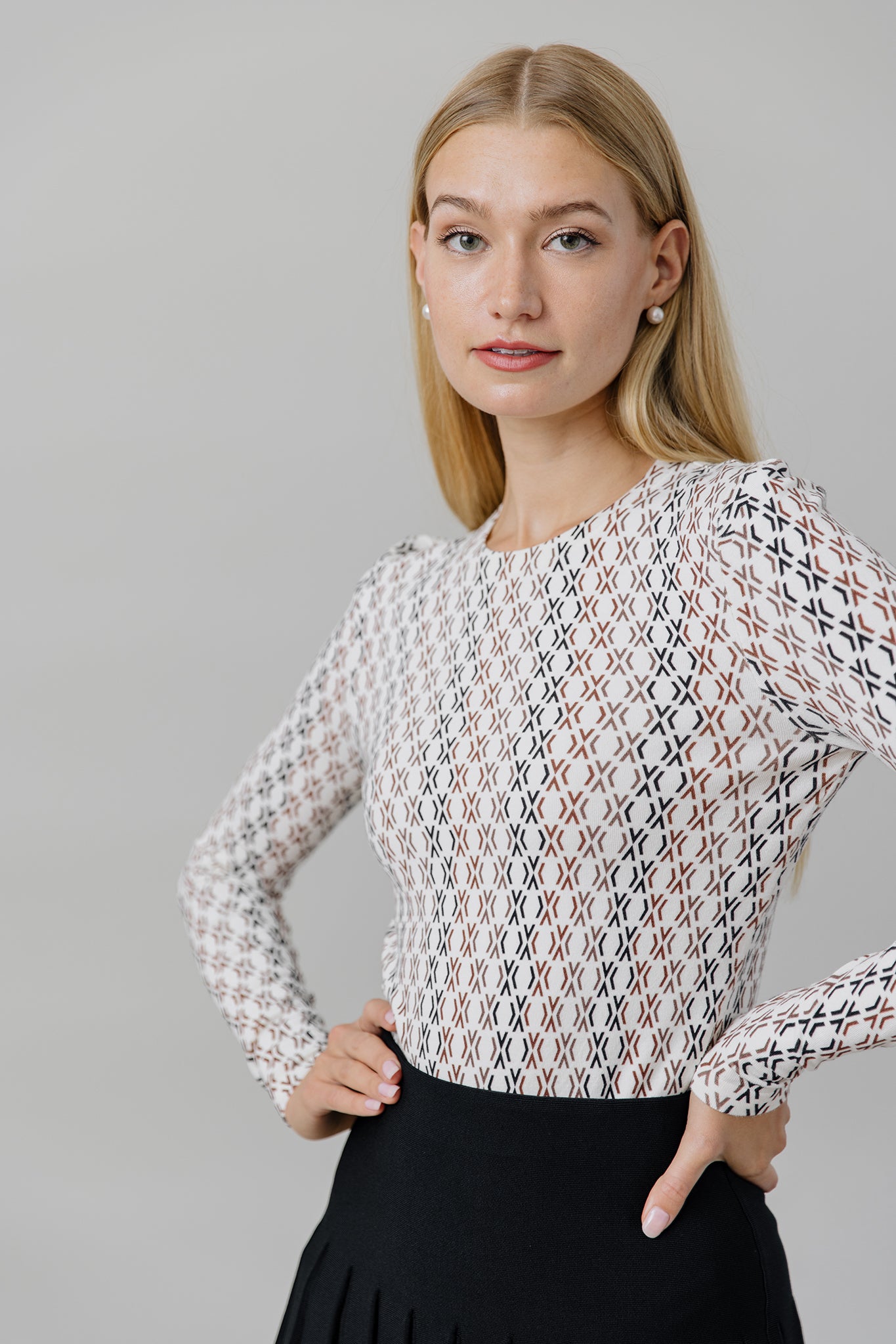 Zaranda Top in Lattice Logo