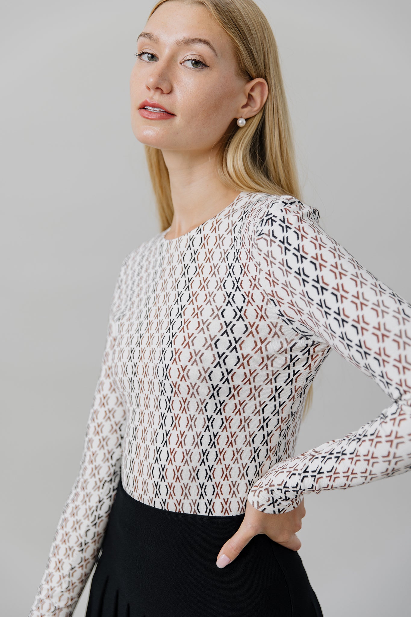 Zaranda Top in Lattice Logo