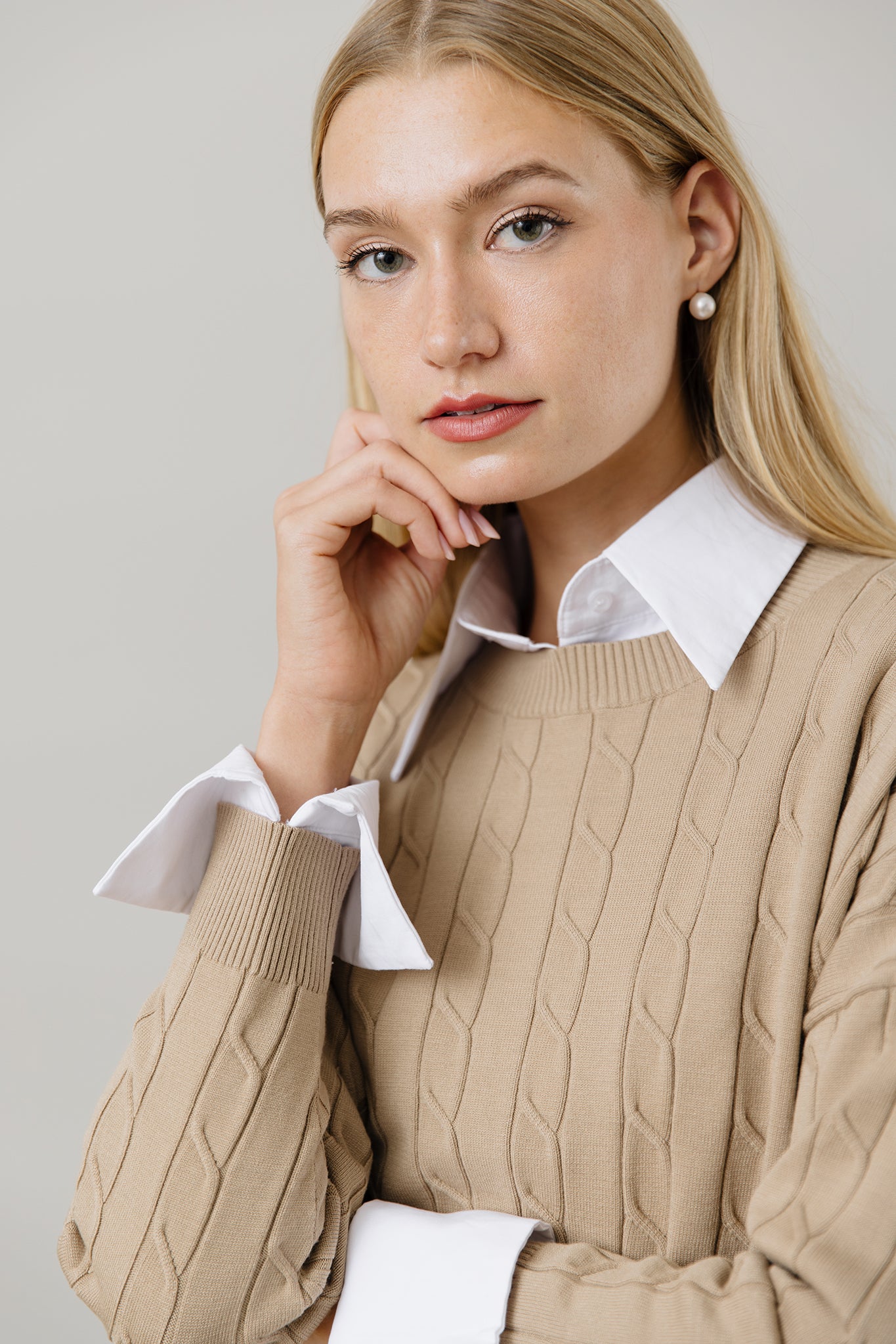 Atrio Sweater in Latte
