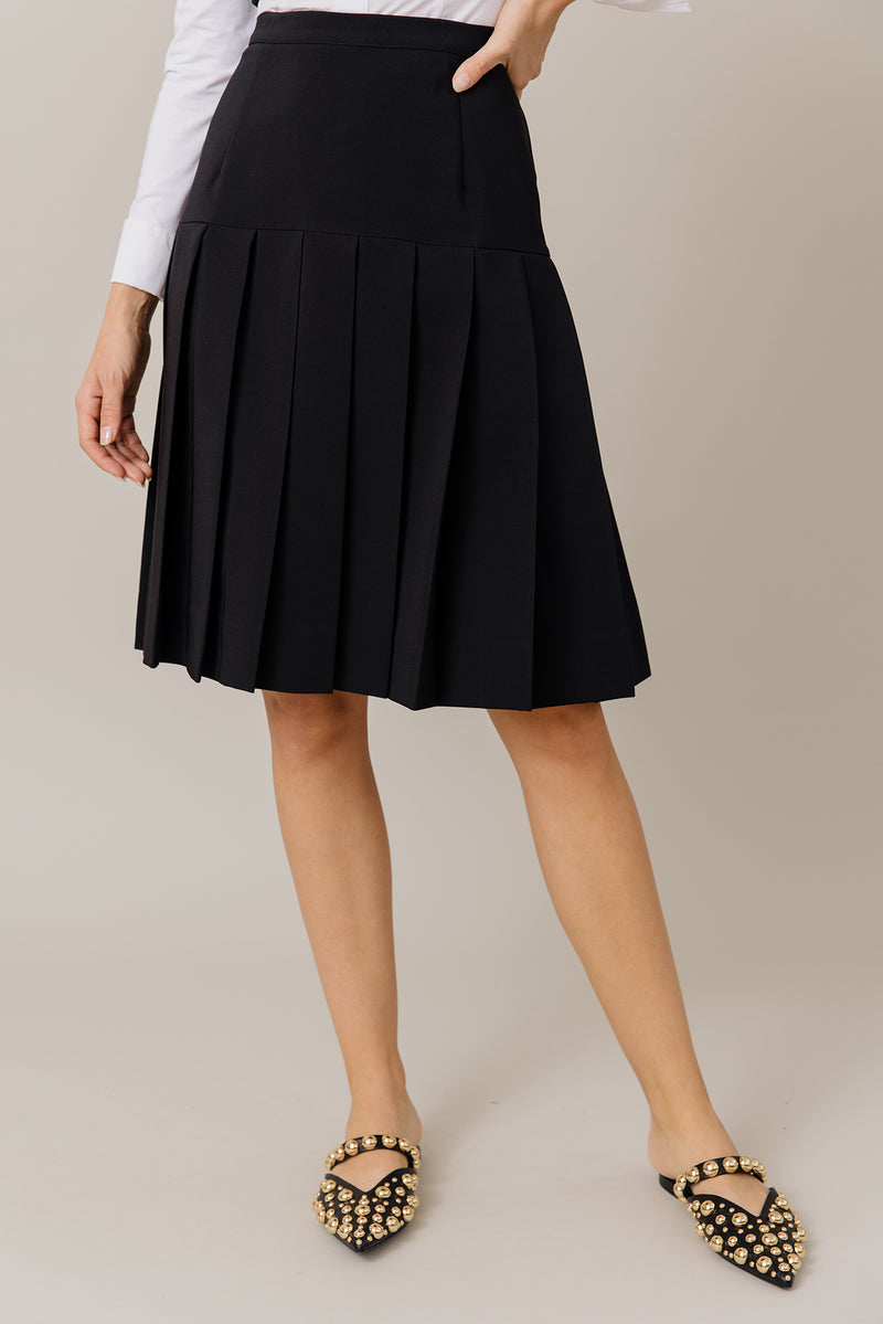 Corset Style Top and Pleated Skirt Set in Black/White