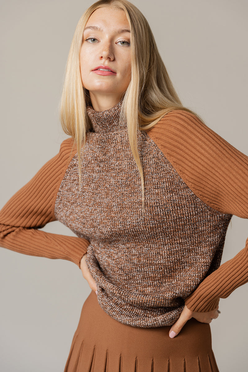 Caelis Sweater in Caramel