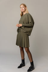 Regis Top in Basil