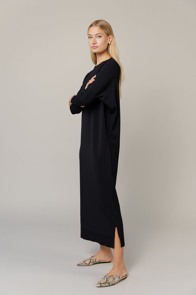 Perilla Dress in Black