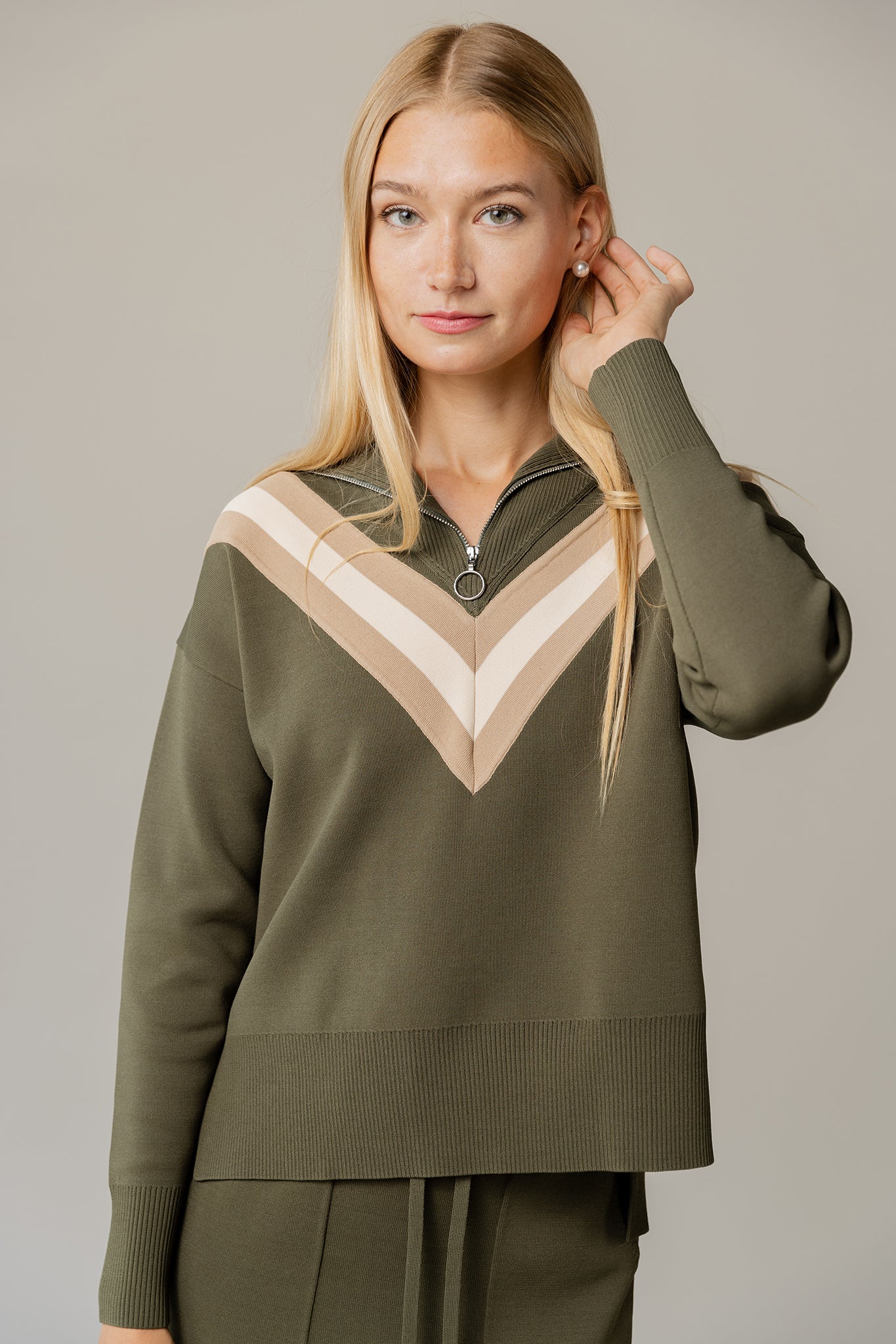 Cira Top in Basil