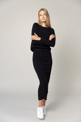 Alinea Midi Skirt in Black