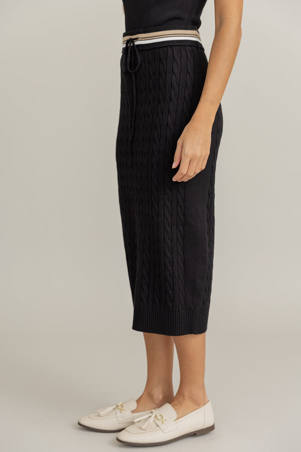 Lago Skirt in Black