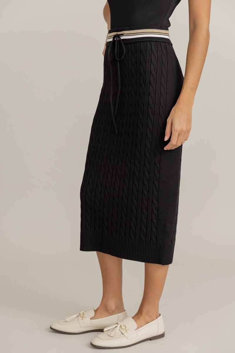 Lago Skirt in Black