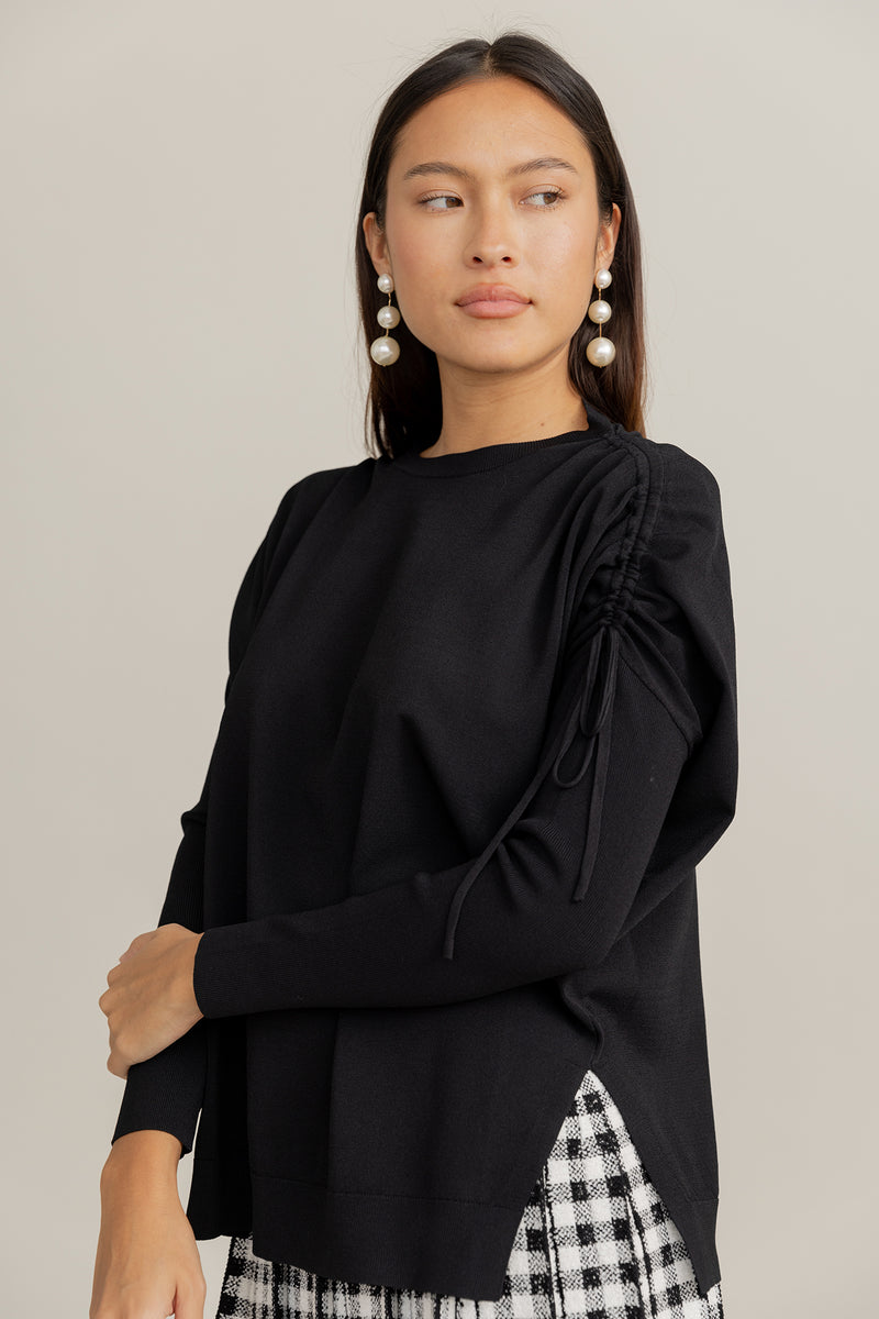 Villa Top in Black