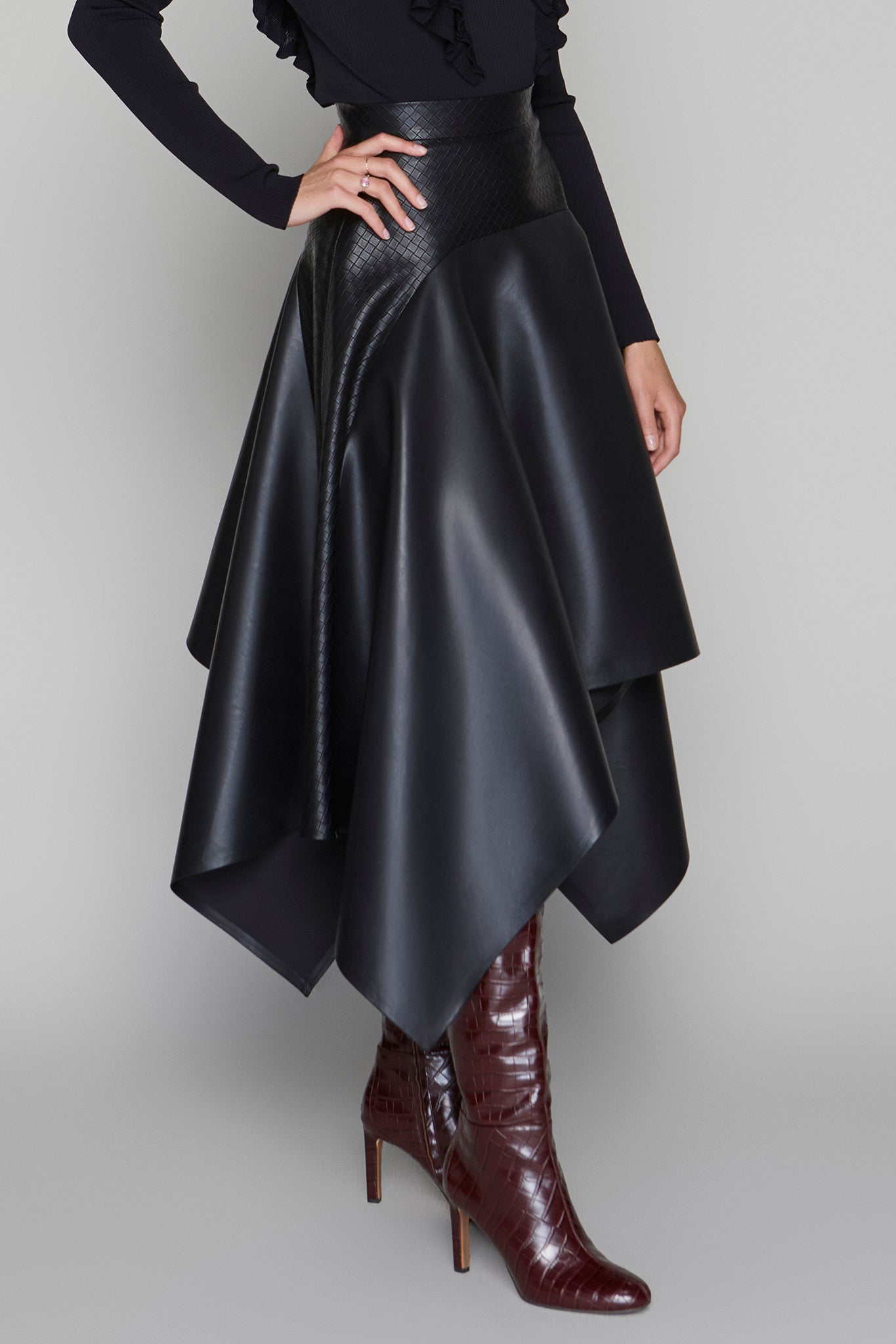 Hartford Skirt in Black