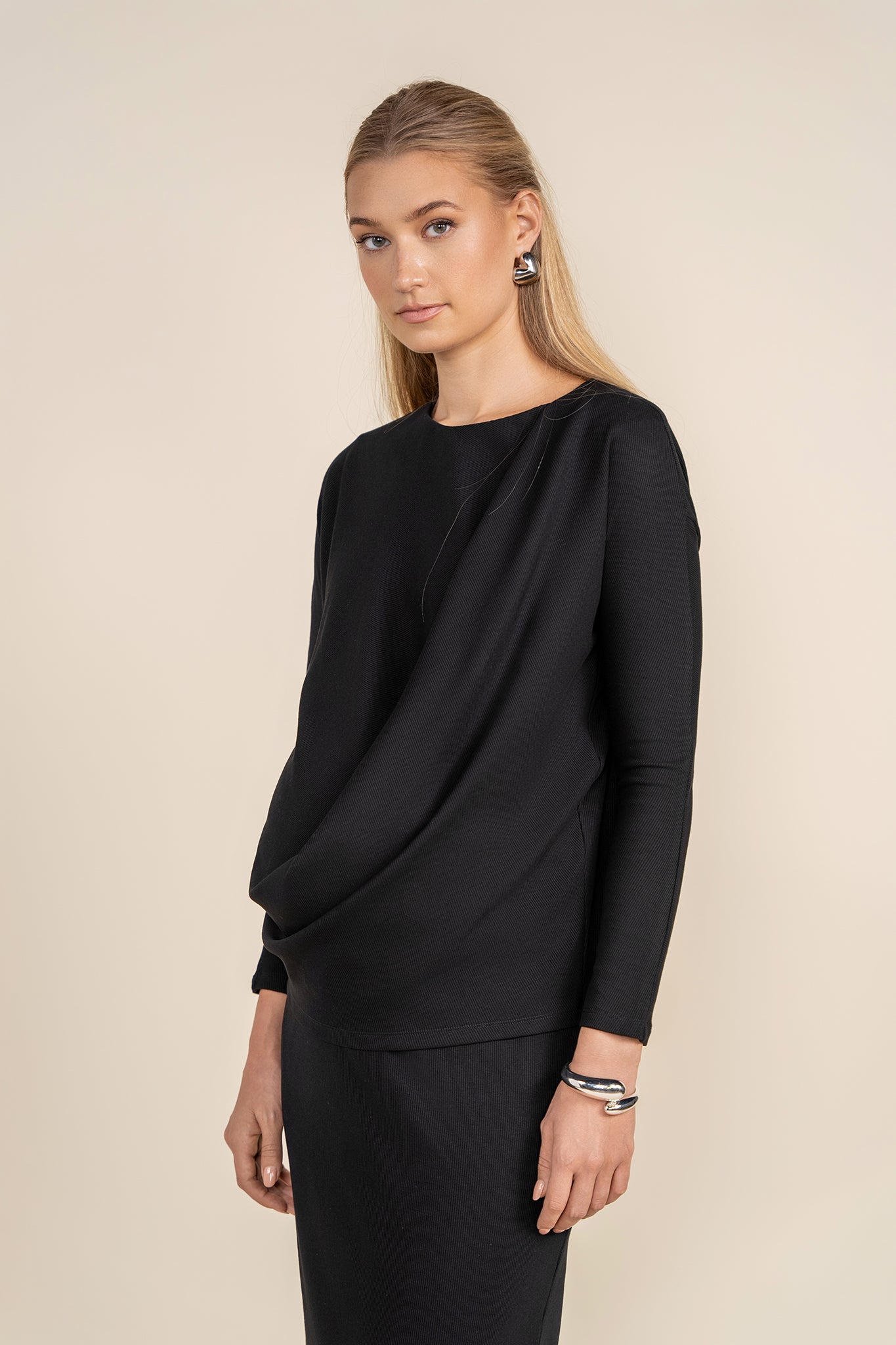 Wynd Maternity Top in Black