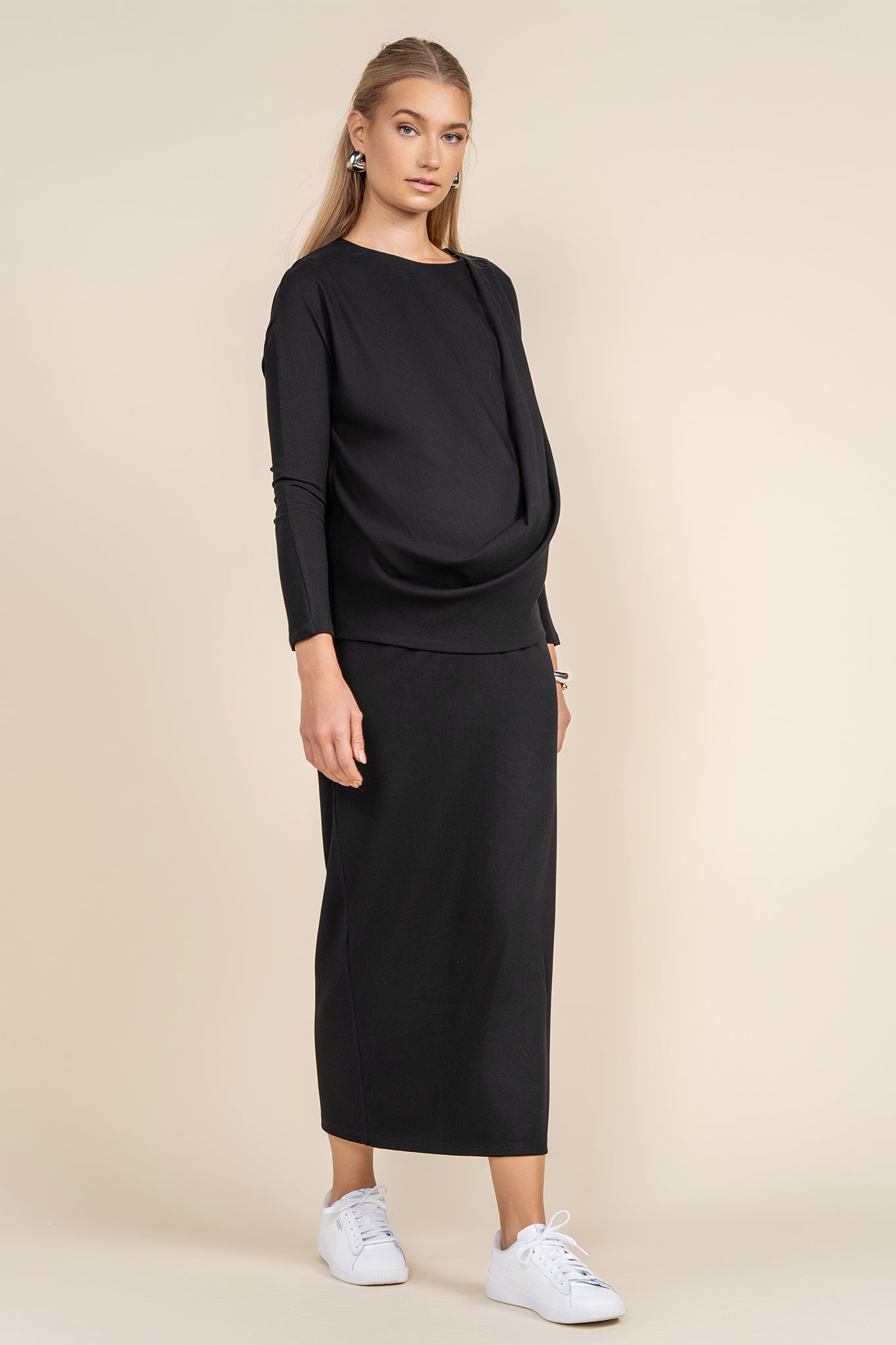 Wynd Maternity Top in Black