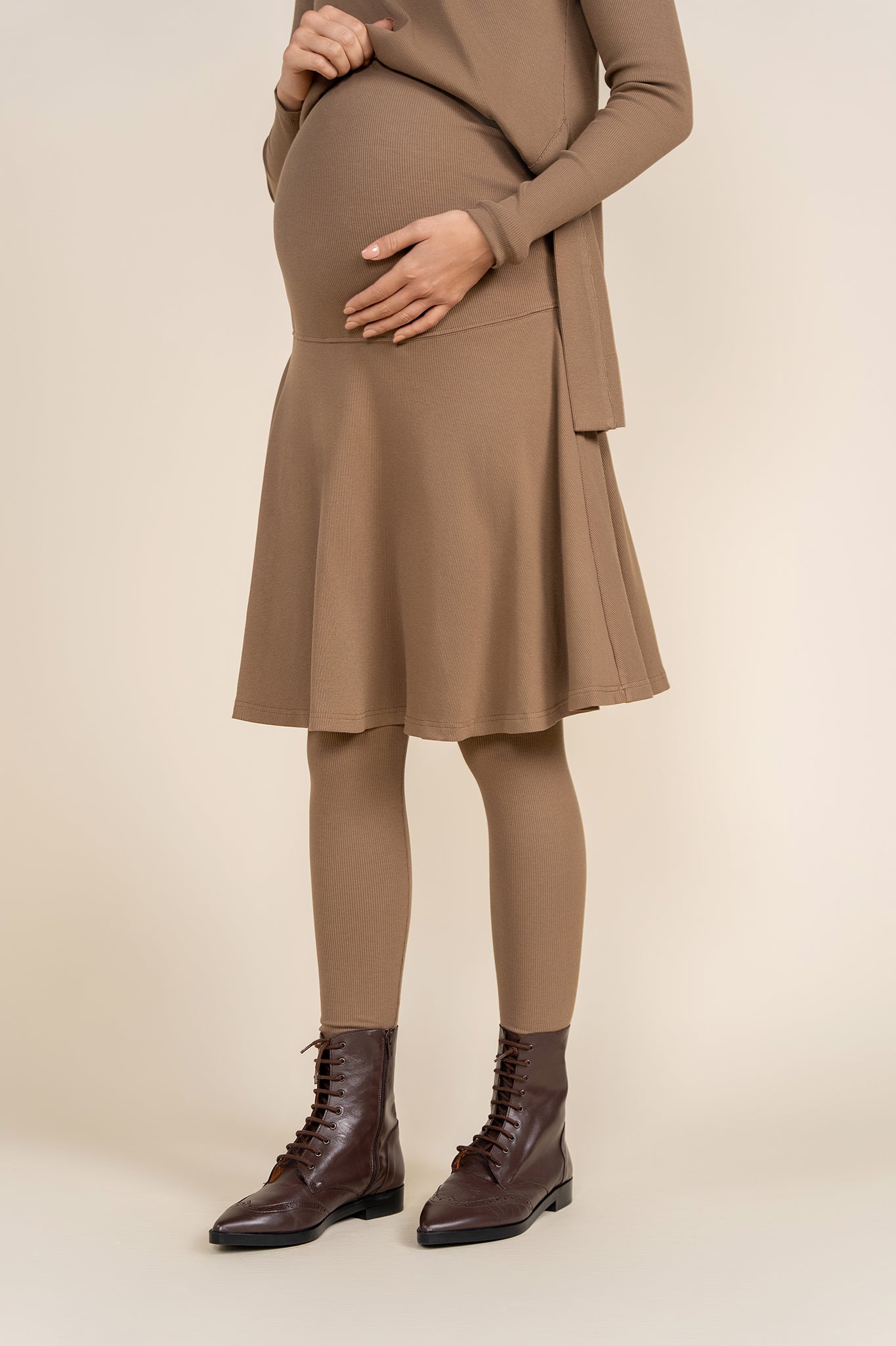 Maternity Skeggings™ in Mocha