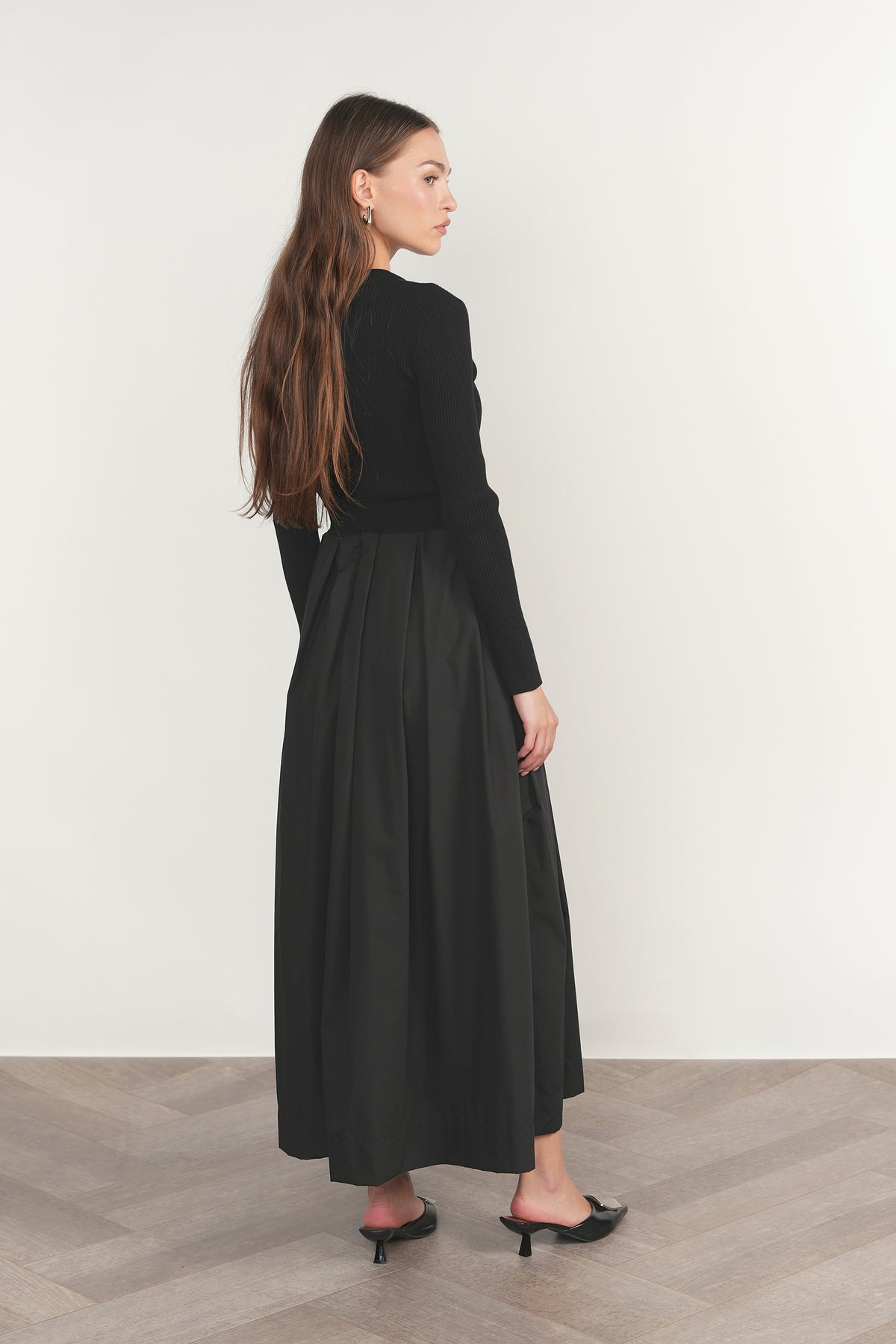 Mackenzie Set in Black