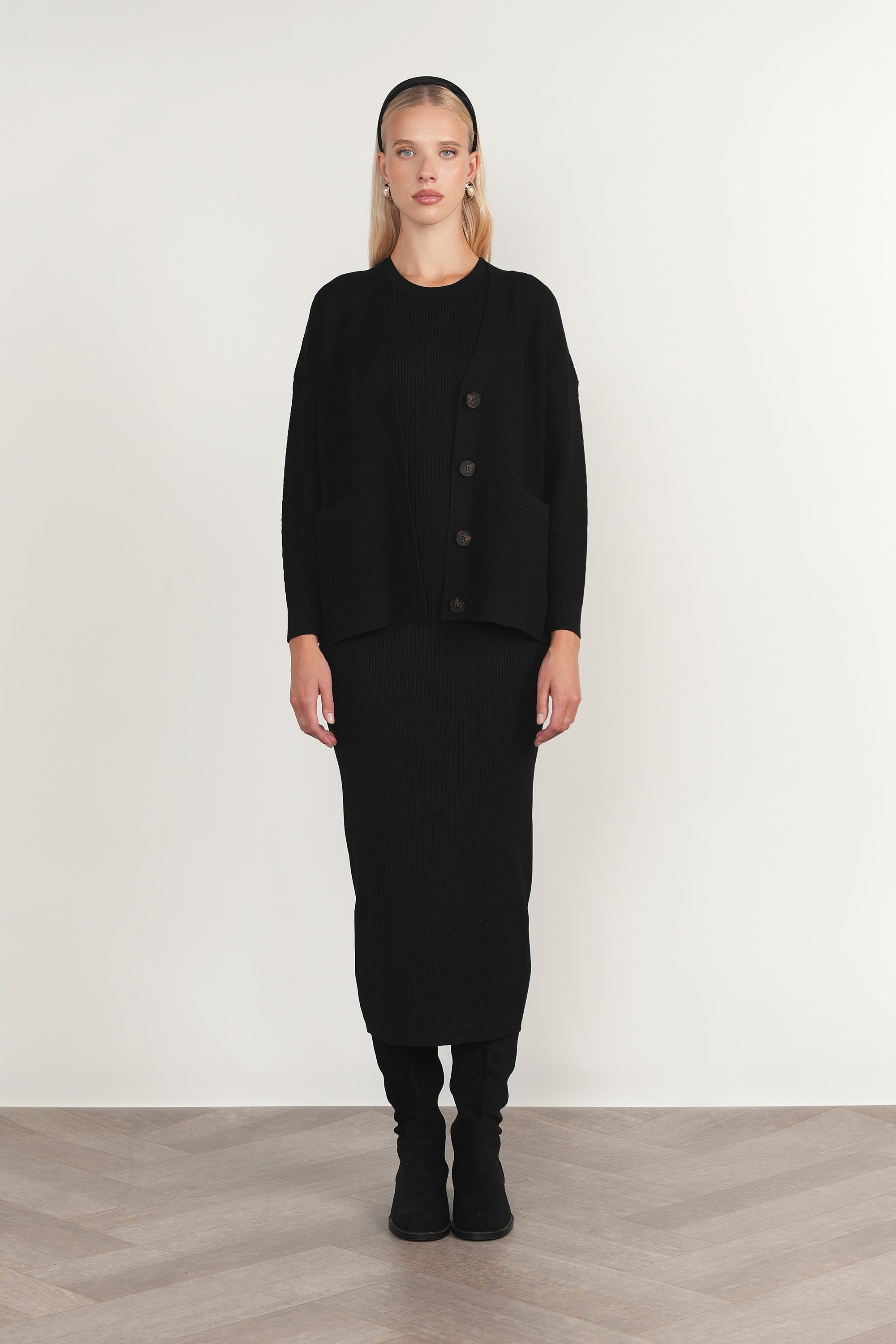 Alva Set in Black