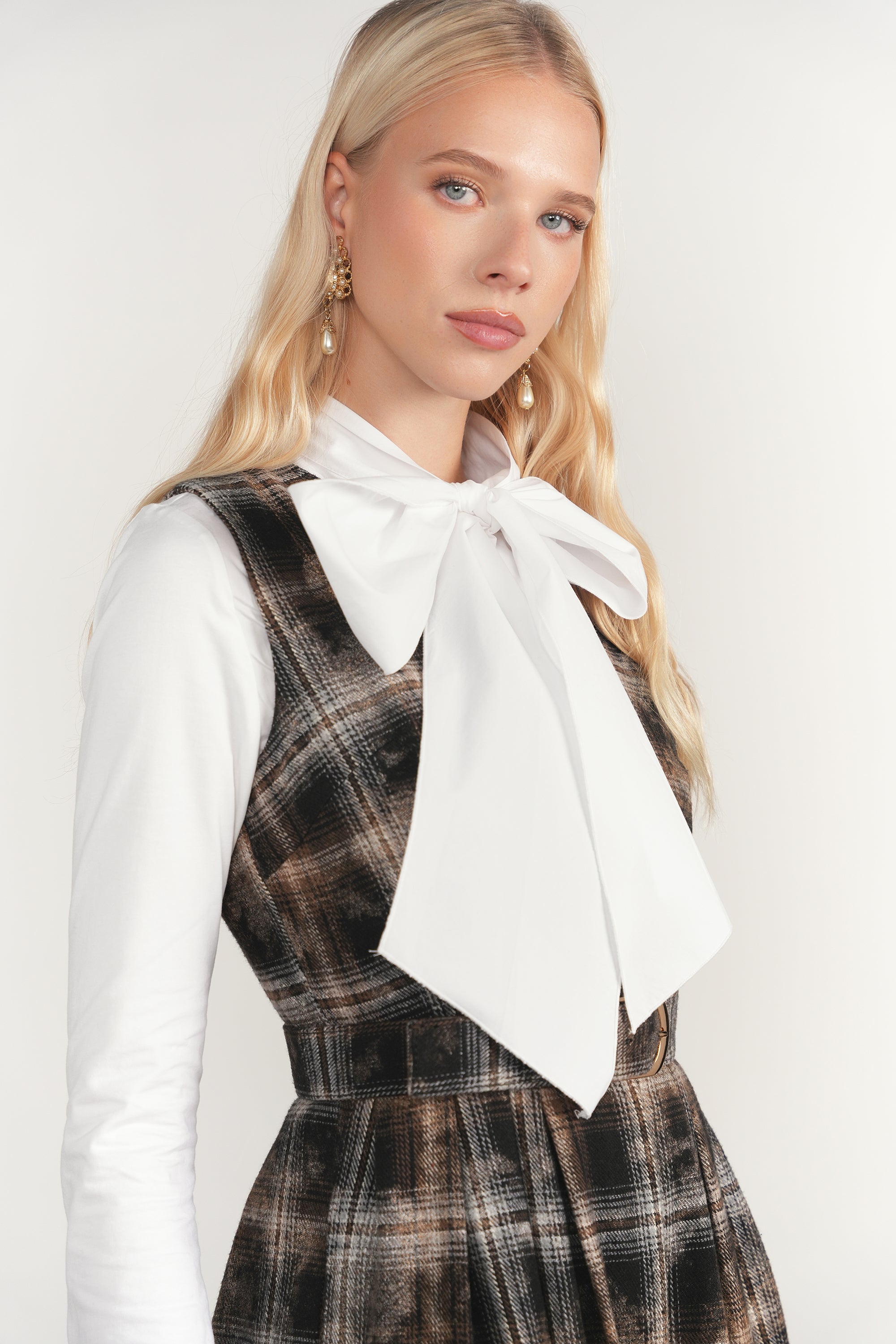 Tiber Jumper in Black / Fudge Plaid